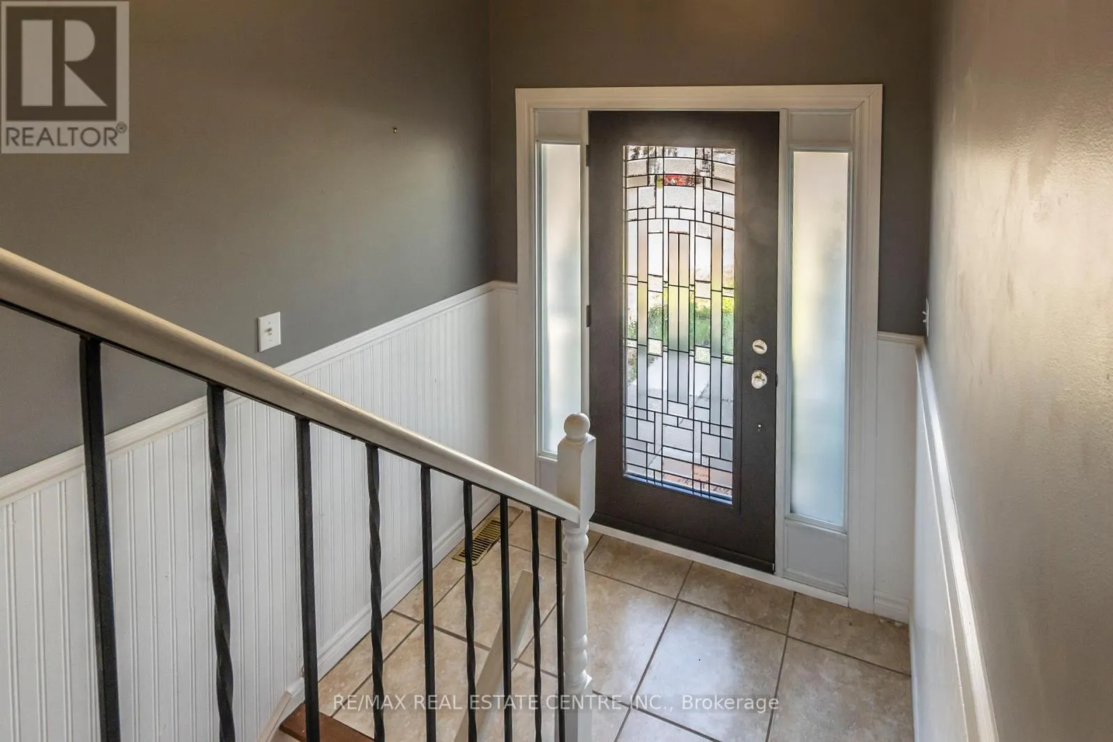 12 COBBLEHILL ROAD