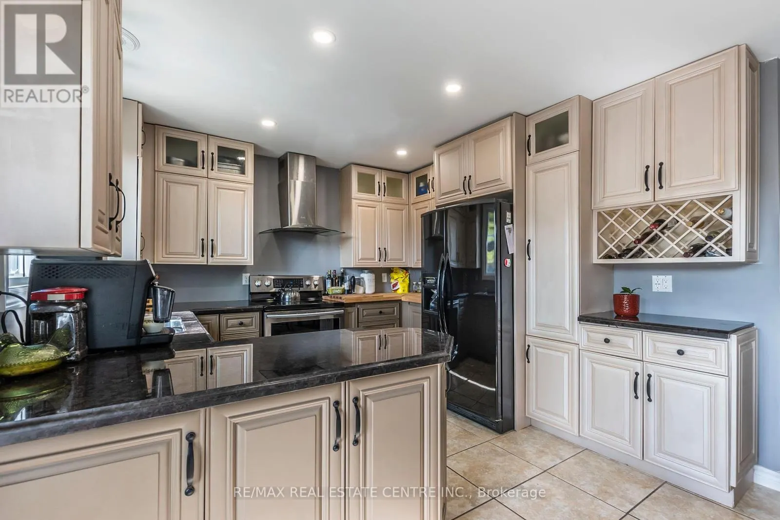 12 COBBLEHILL ROAD