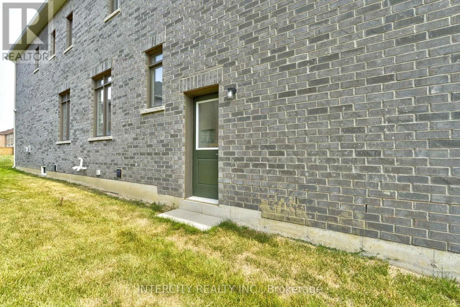 58 DOTCHSON AVENUE