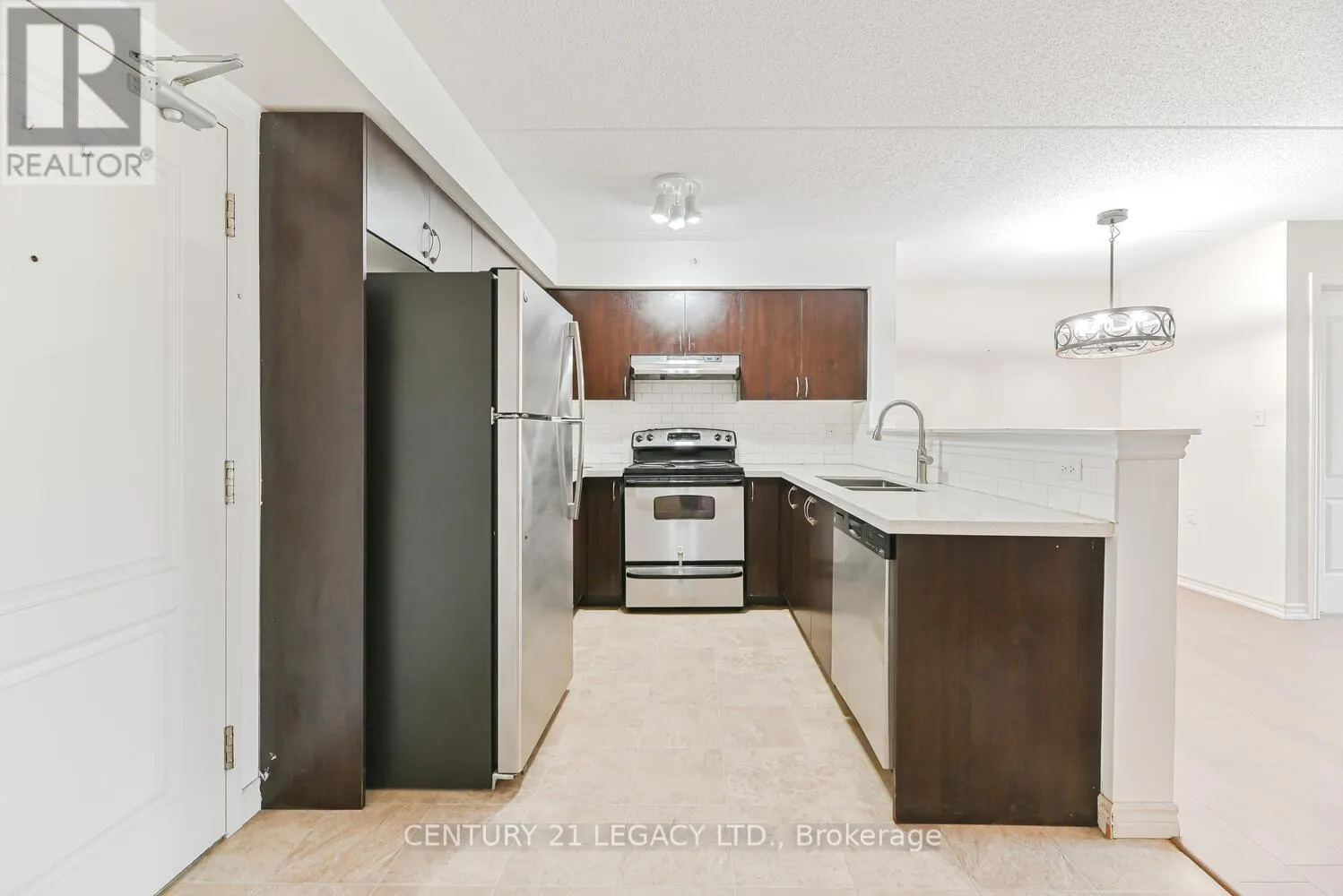 214 - 1460 MAIN STREET E
