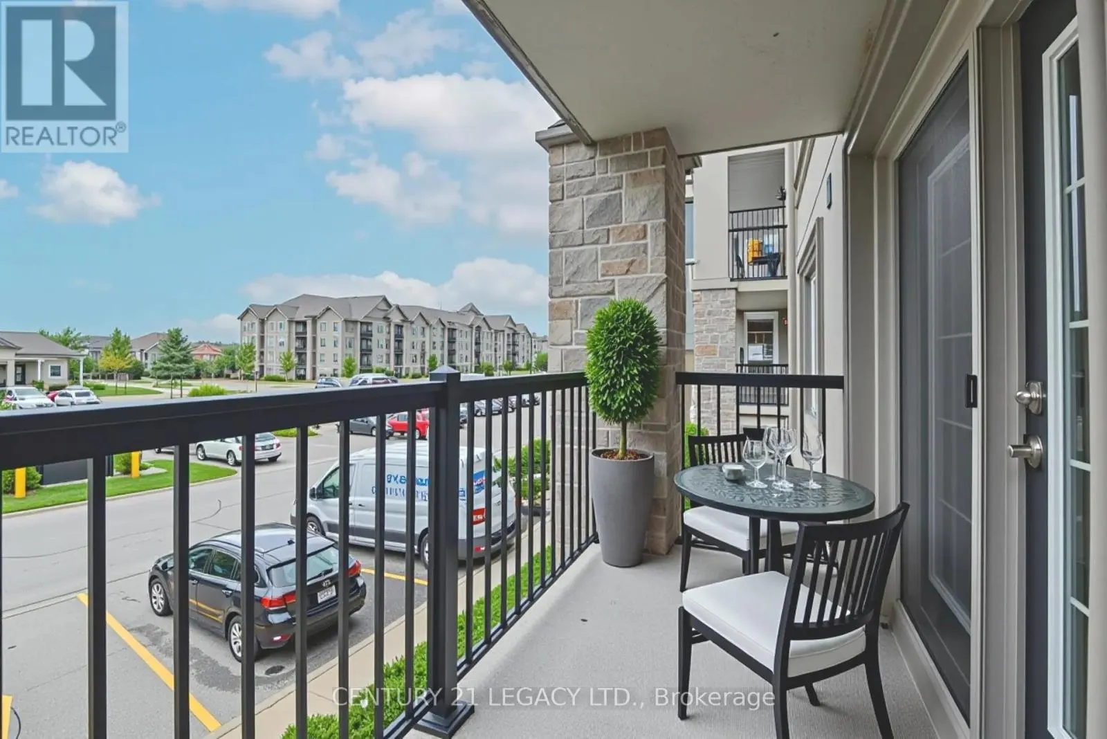 214 - 1460 MAIN STREET E