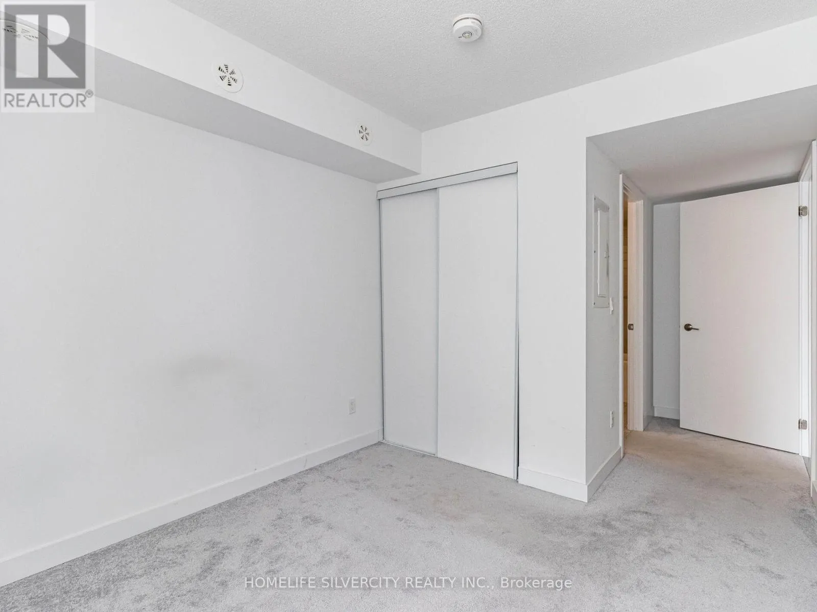 403 - 1141 COOKE BOULEVARD