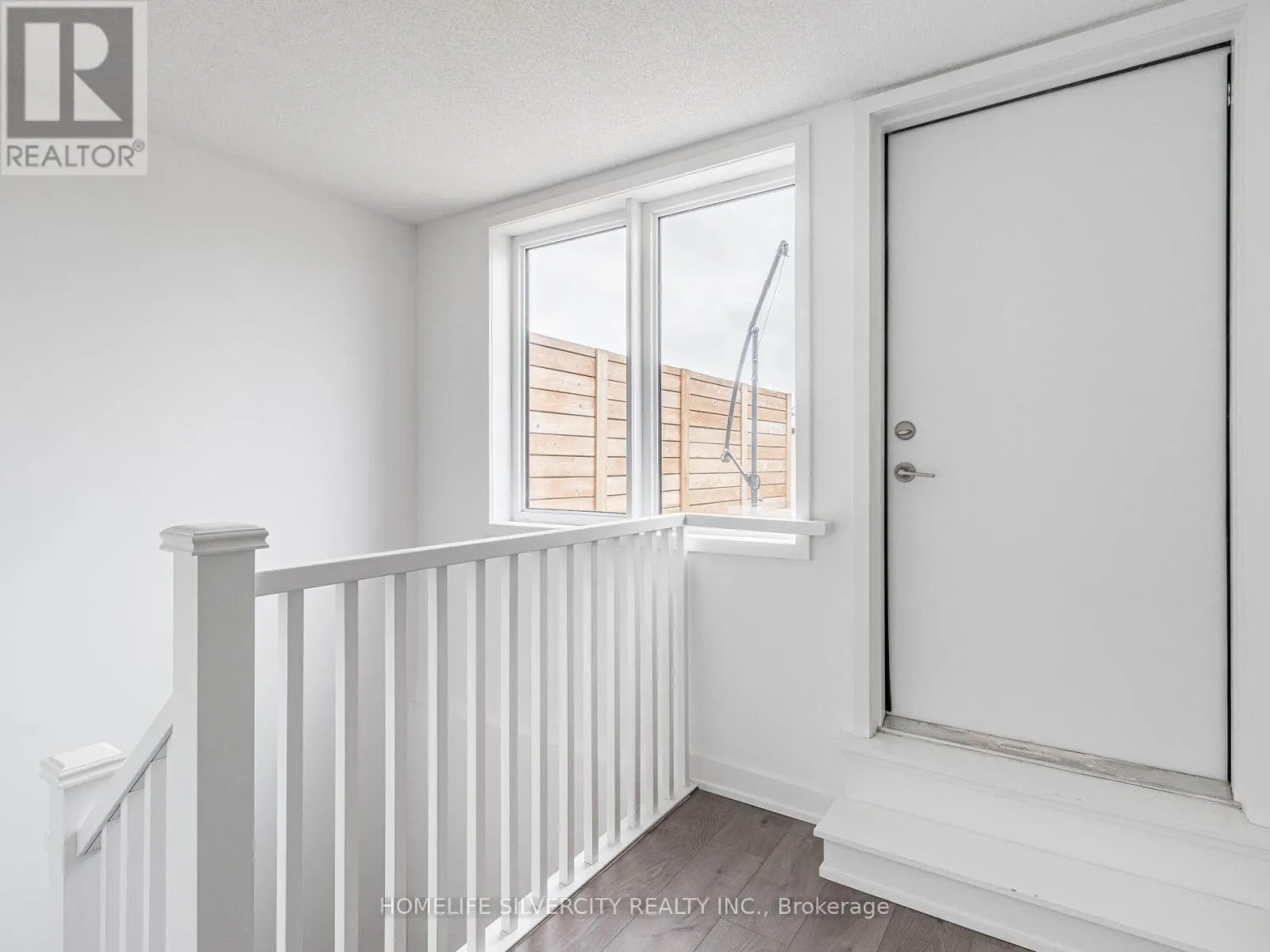 403 - 1141 COOKE BOULEVARD