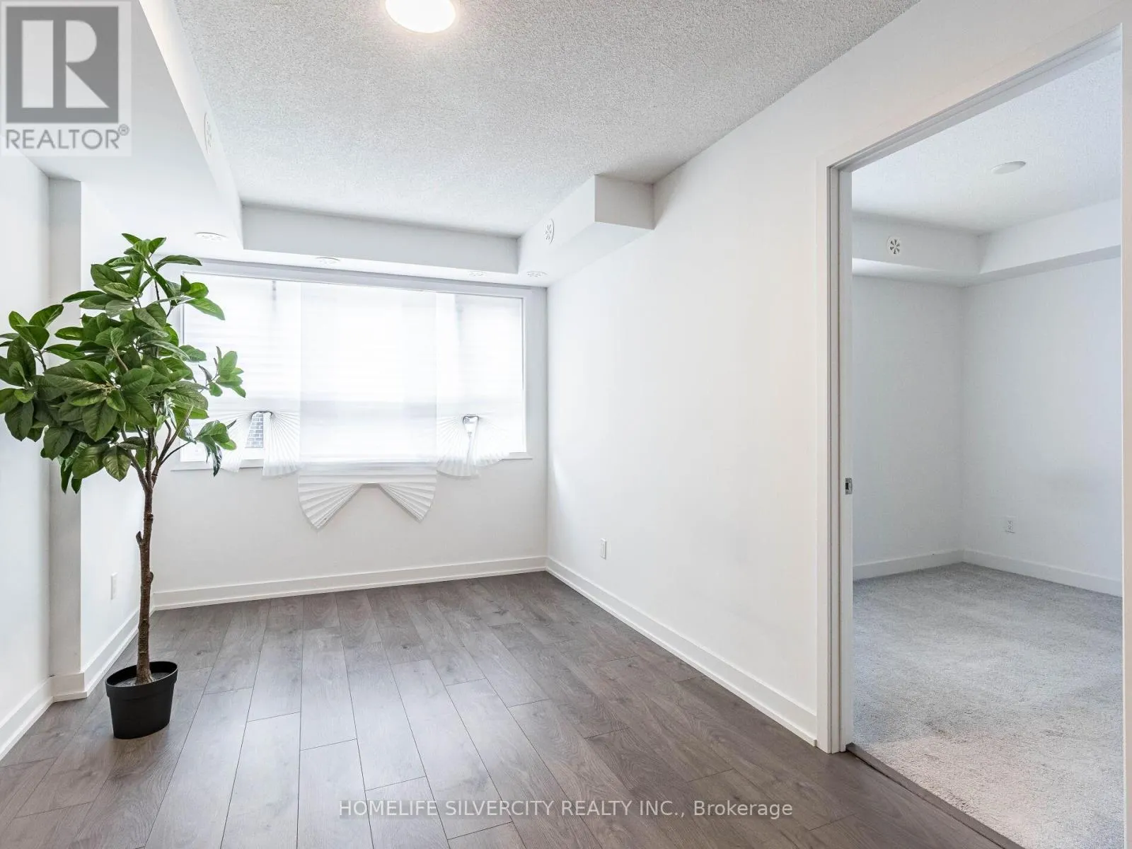 403 - 1141 COOKE BOULEVARD