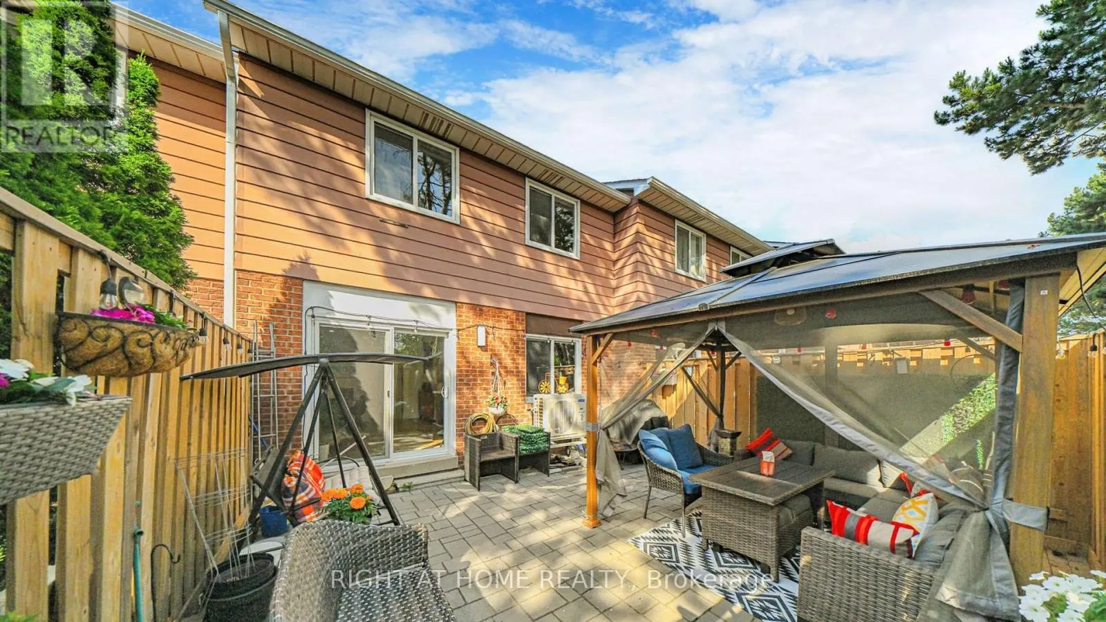 2 - 4193 LONGMOOR DRIVE