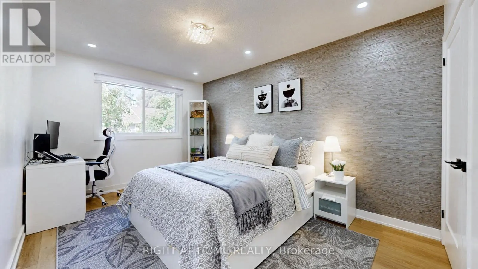 2 - 4193 LONGMOOR DRIVE