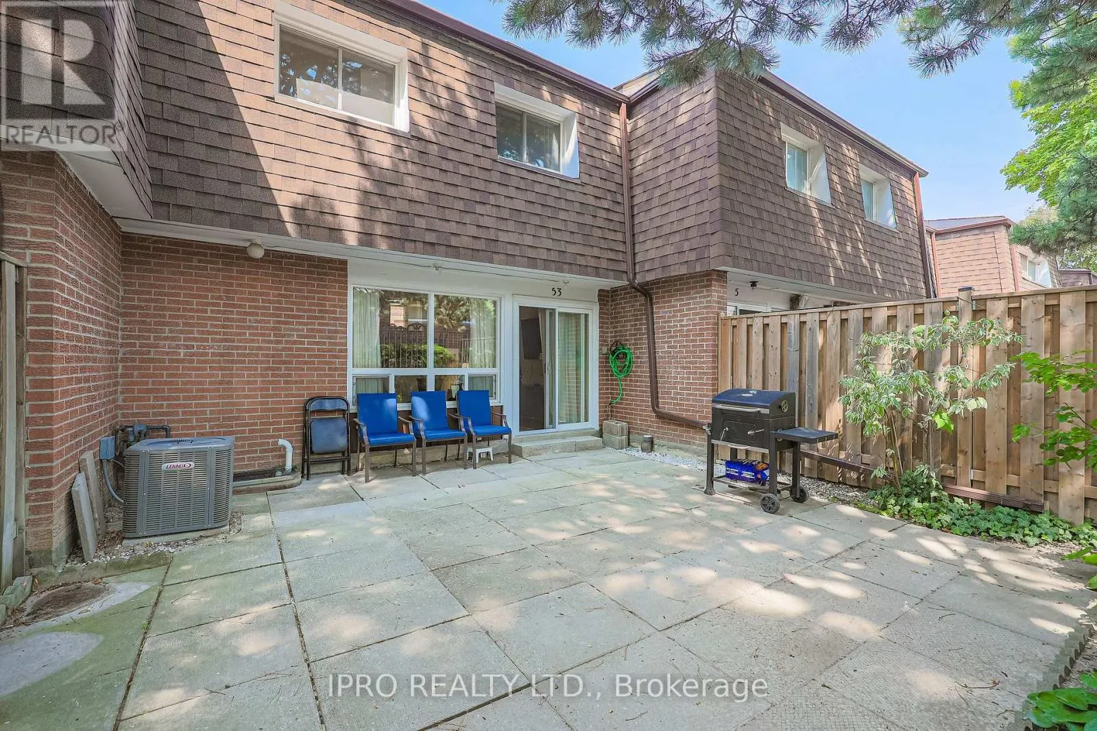 53 - 1667 ALBION ROAD