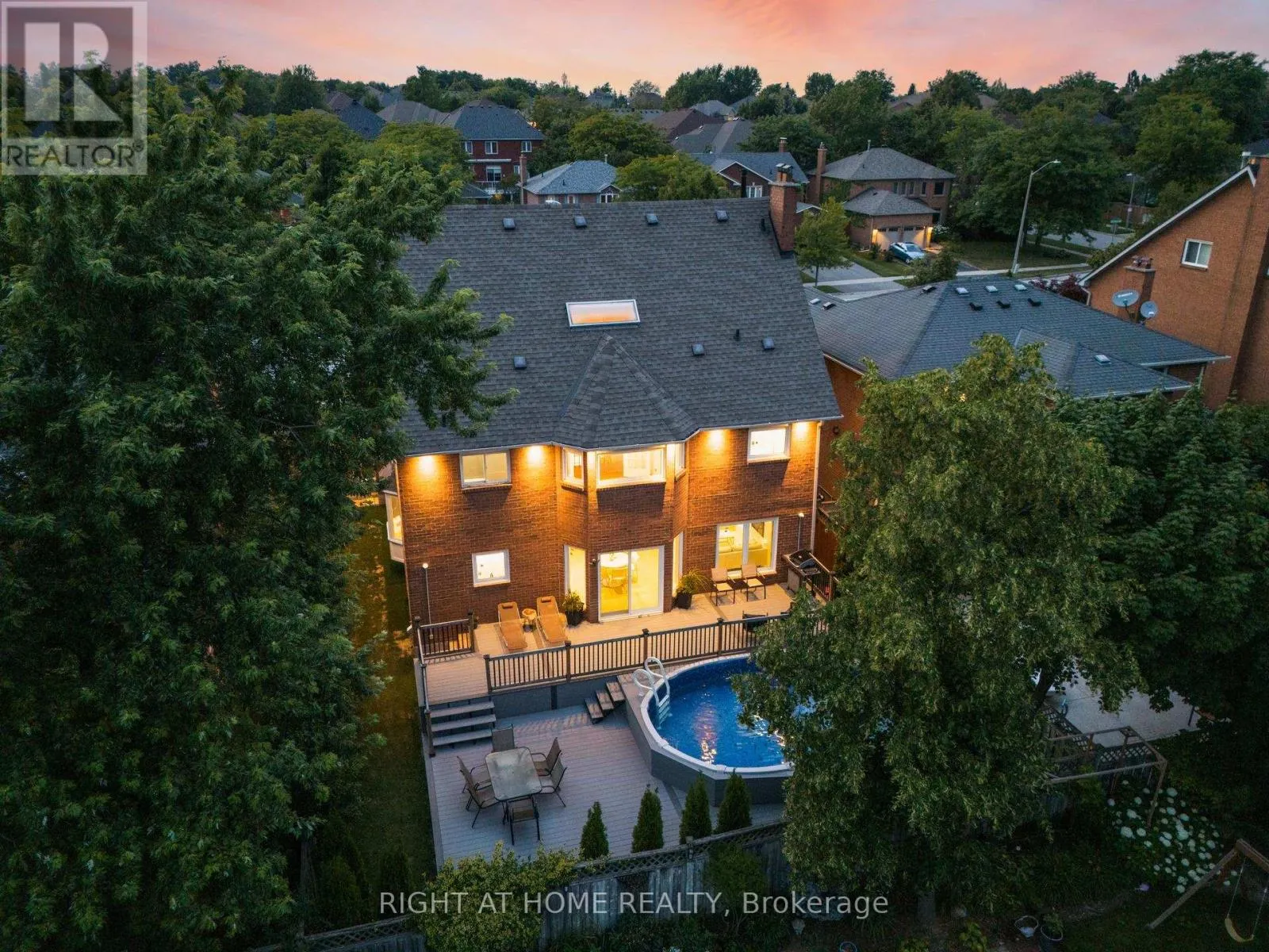 1186 GLENASHTON DRIVE