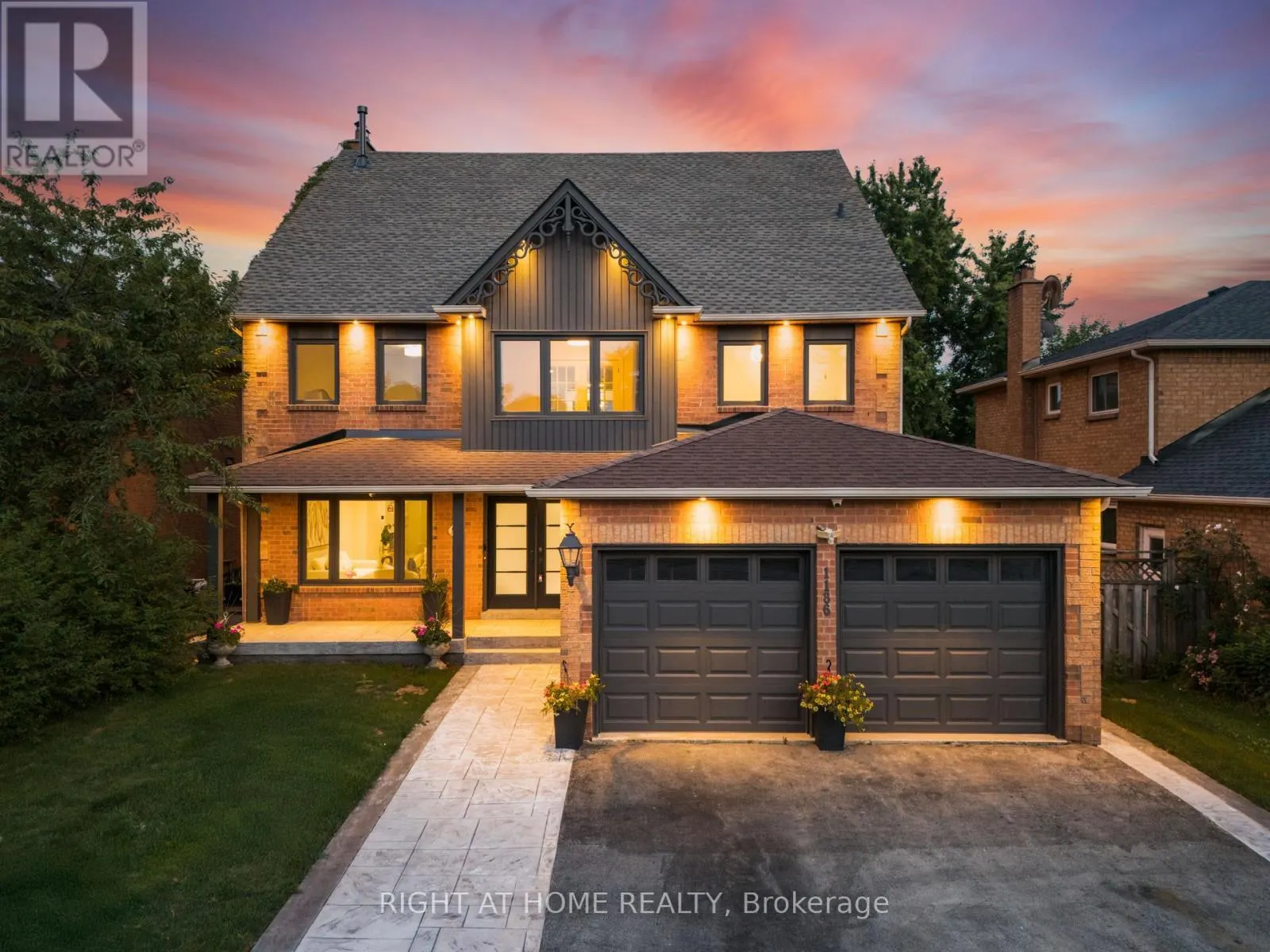 1186 GLENASHTON DRIVE