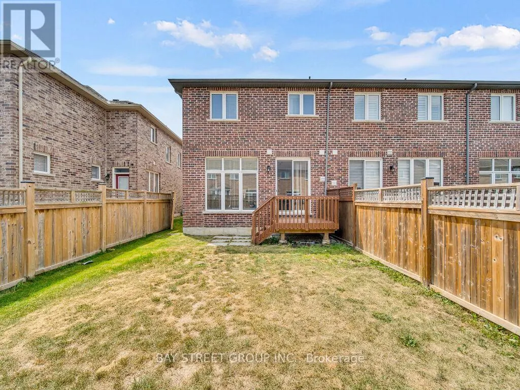 92 ABIGAIL CRESCENT