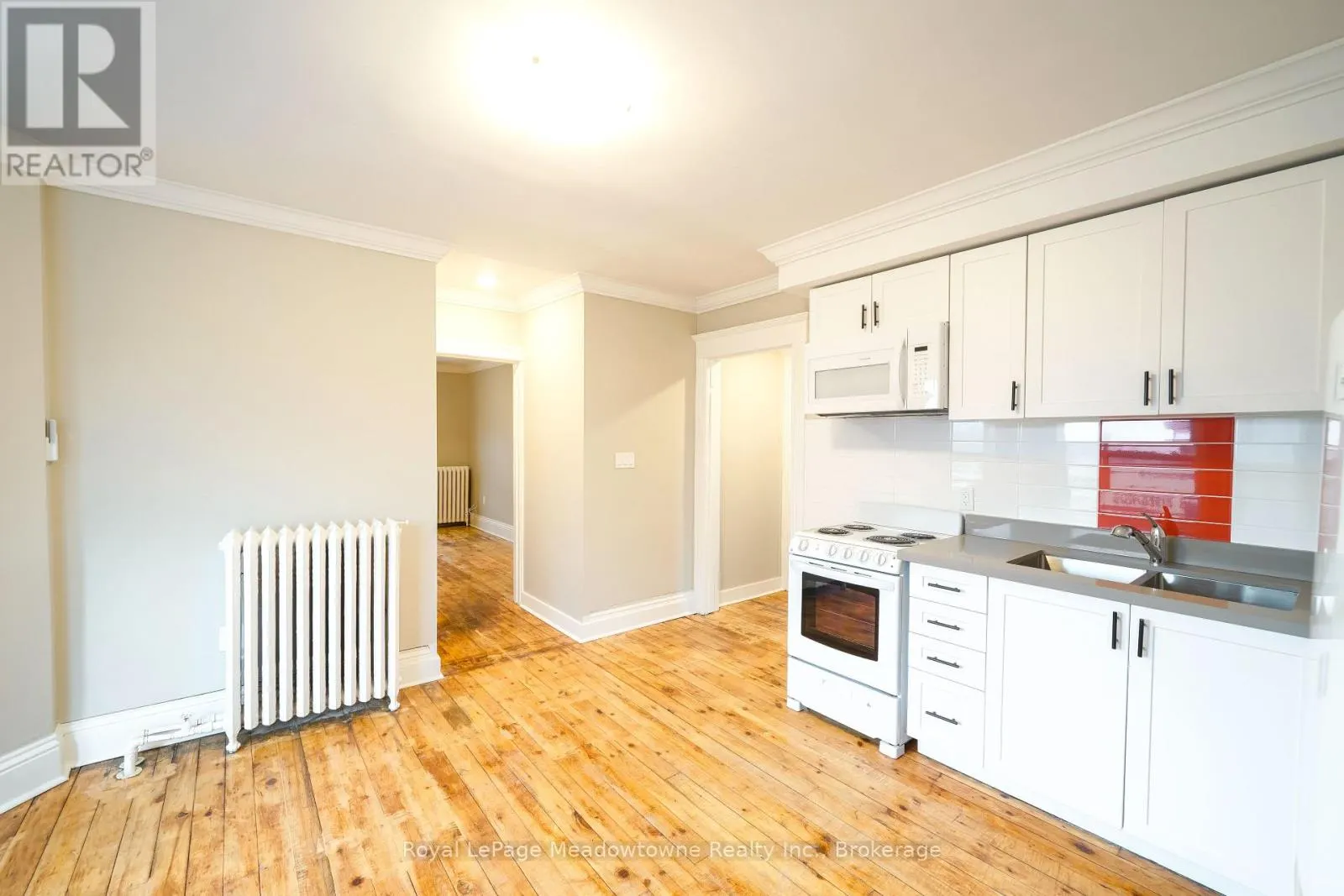 2 - 358 MAIN STREET E, #2