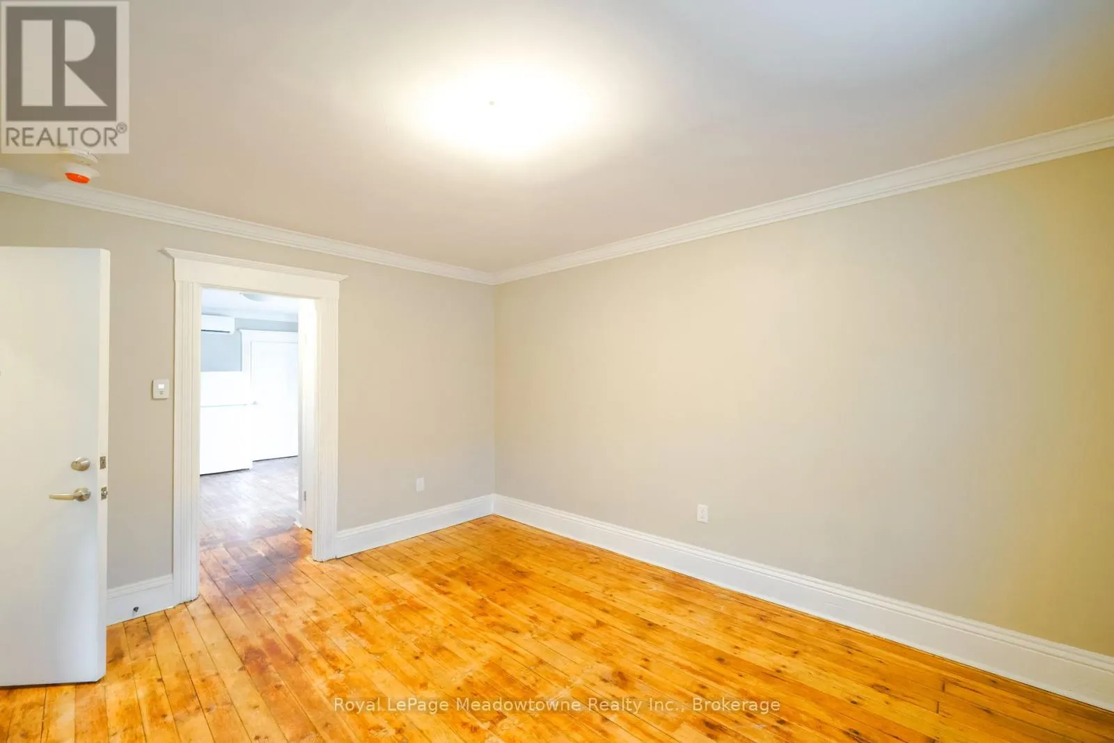 2 - 358 MAIN STREET E, #2