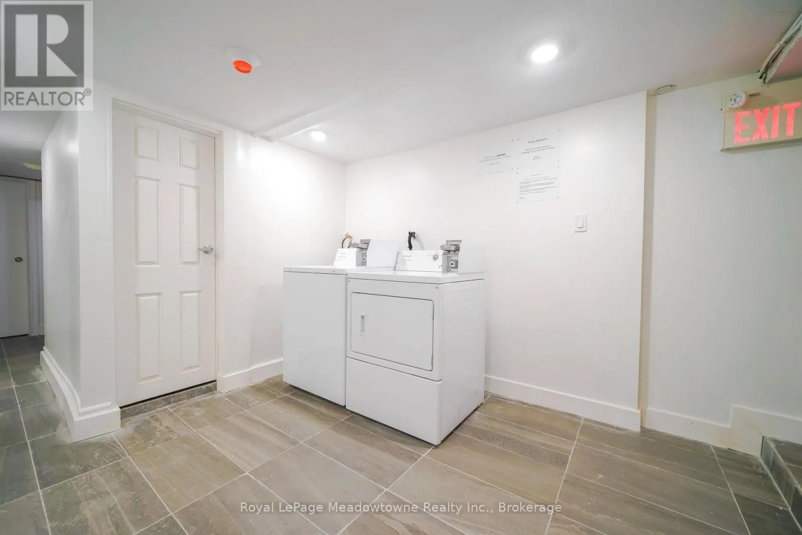 2 - 358 MAIN STREET E, #2