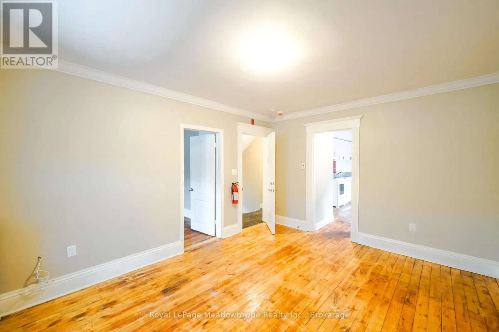 2 - 358 MAIN STREET E, #2
