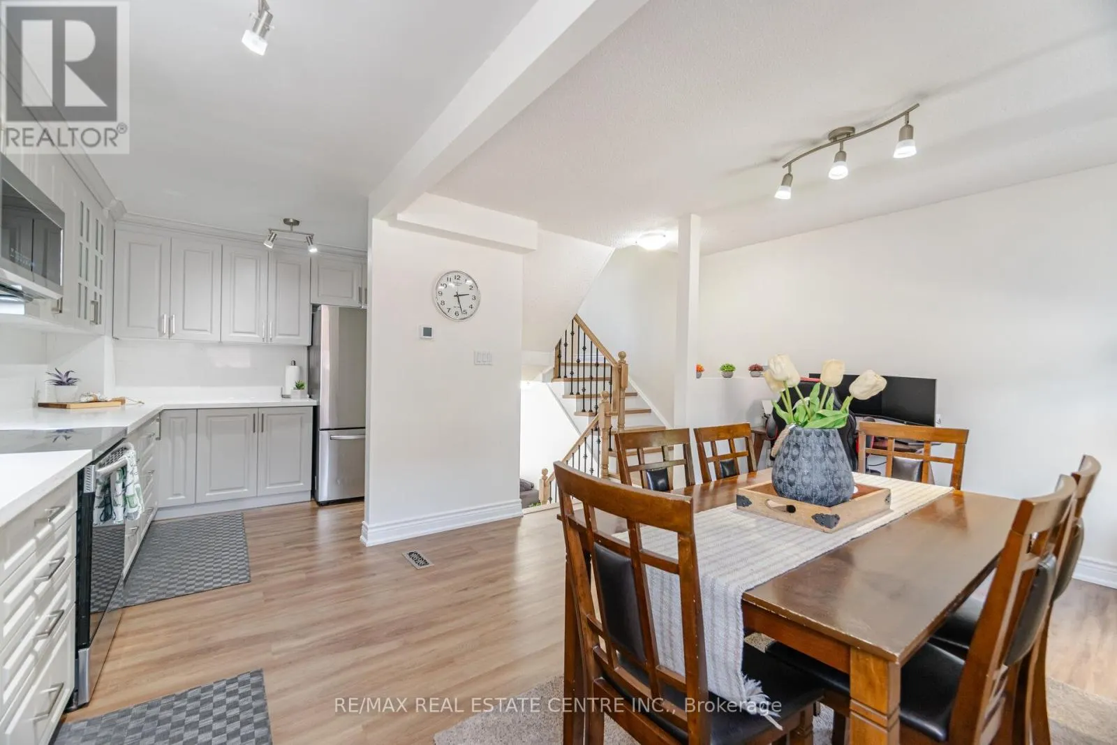 34 - 30 HESLOP ROAD