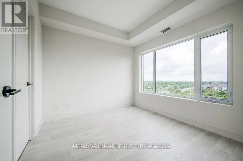 1002 - 8010 DERRY ROAD W