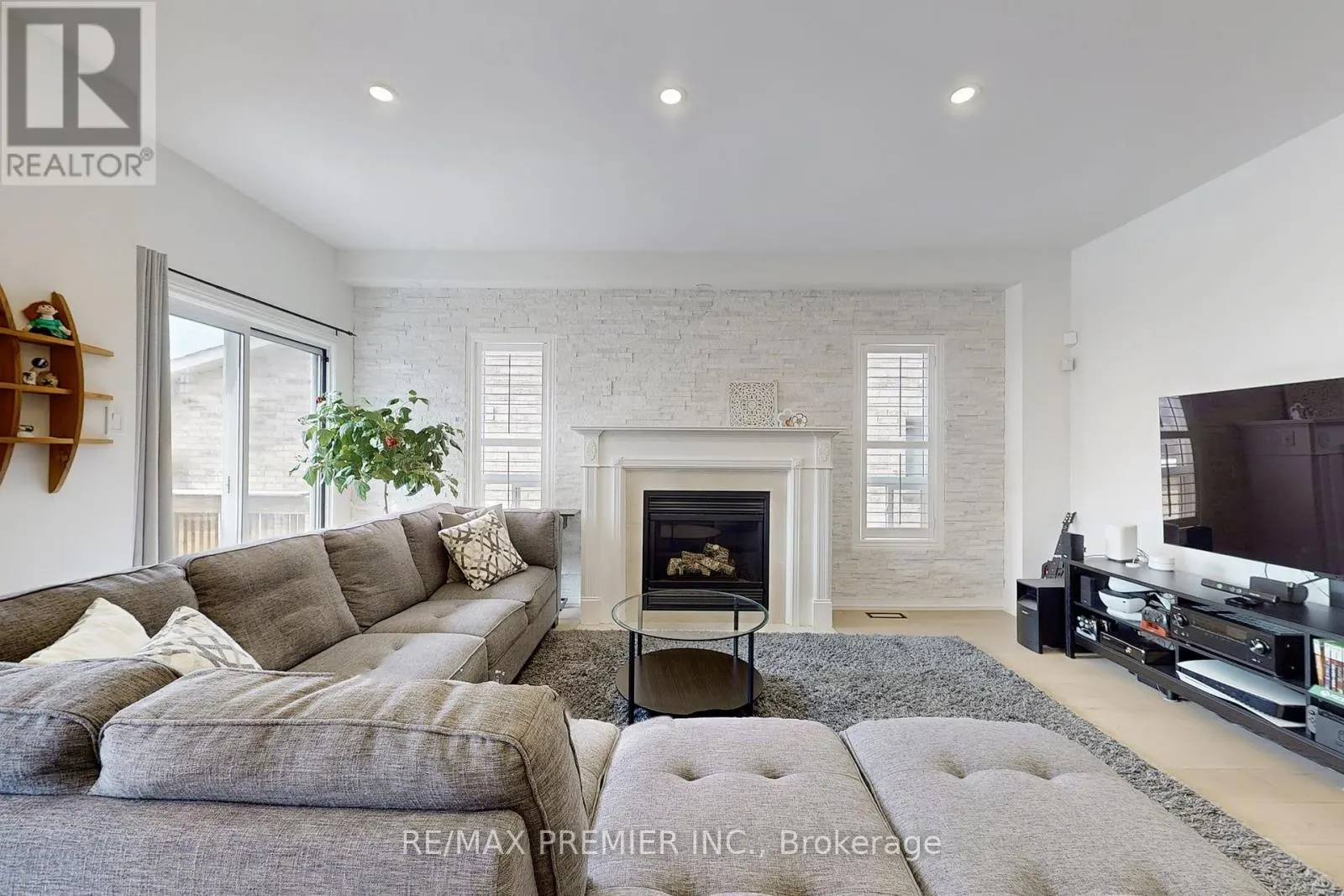 15 GRAY PARK DRIVE