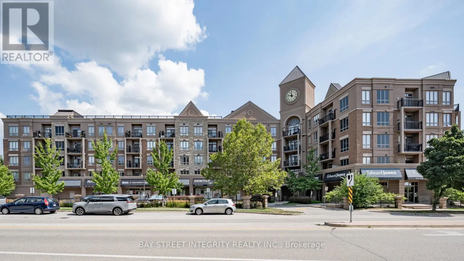 307 - 5327 UPPER MIDDLE ROAD