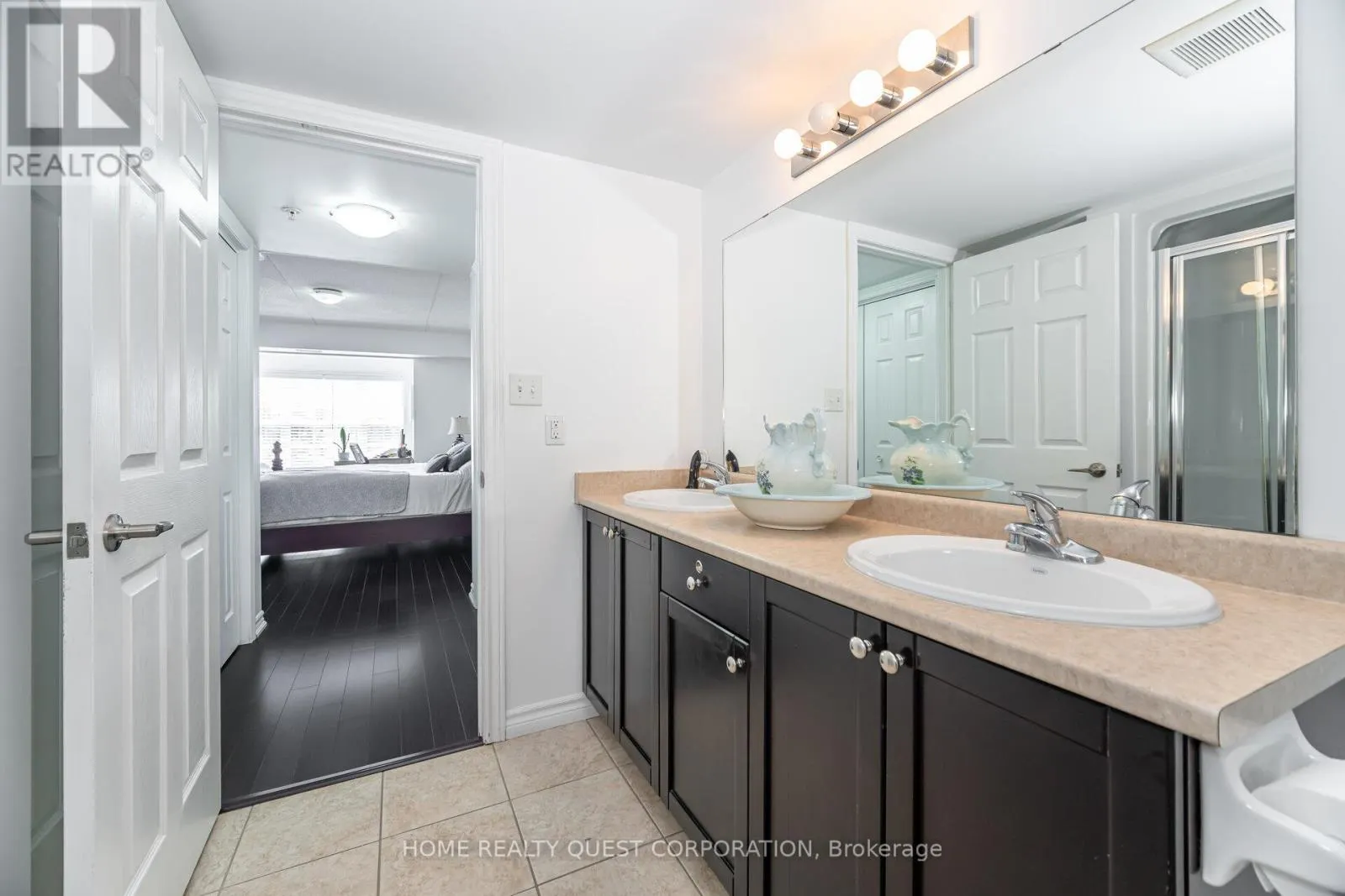 212 - 1340 MAIN STREET E