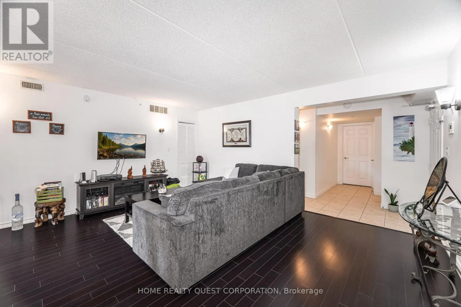 212 - 1340 MAIN STREET E
