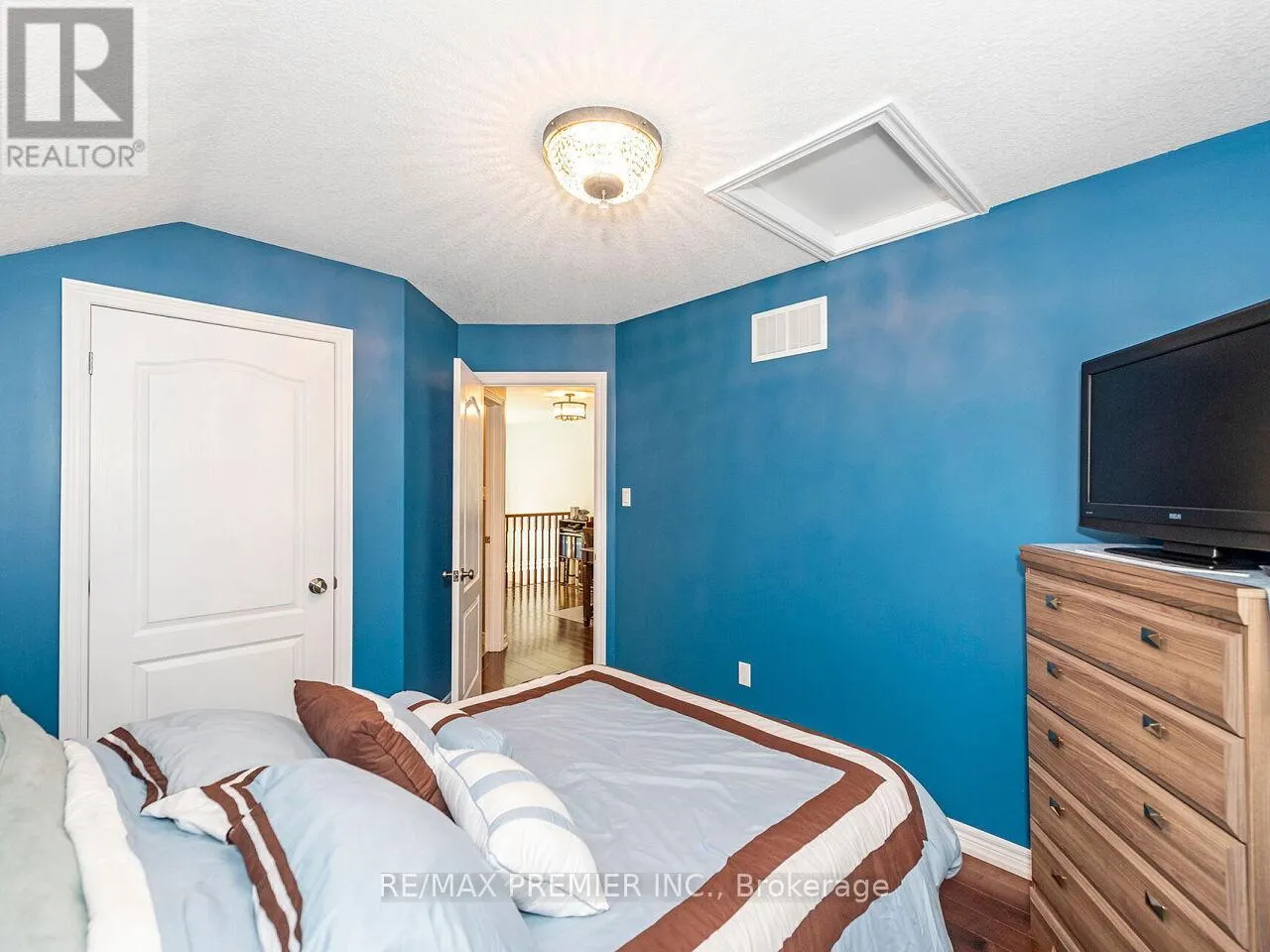 78 WARDLAW AVENUE