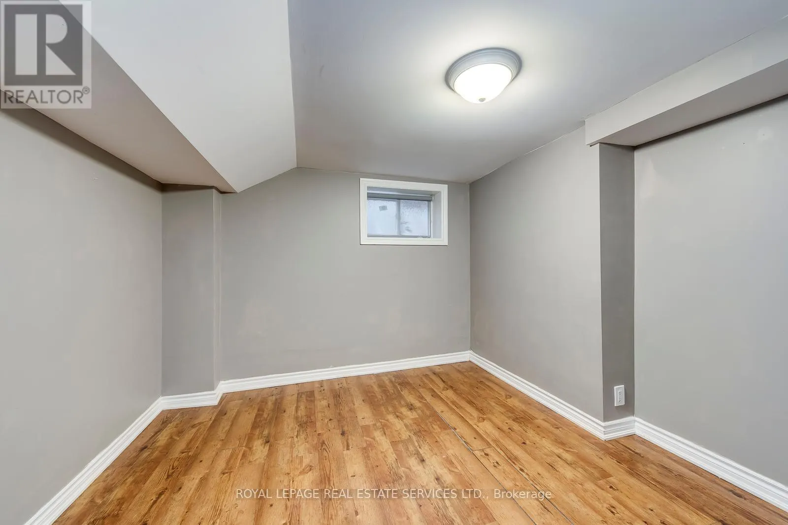 109 RINGWOOD ROAD
