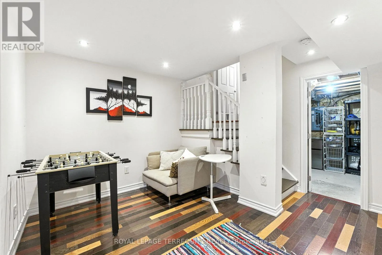 1117 RIDDELL CRESCENT