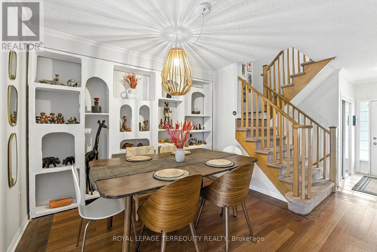 1117 RIDDELL CRESCENT