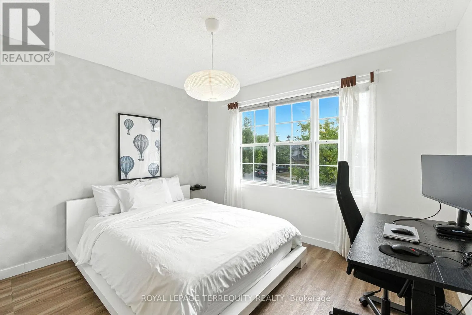 1117 RIDDELL CRESCENT