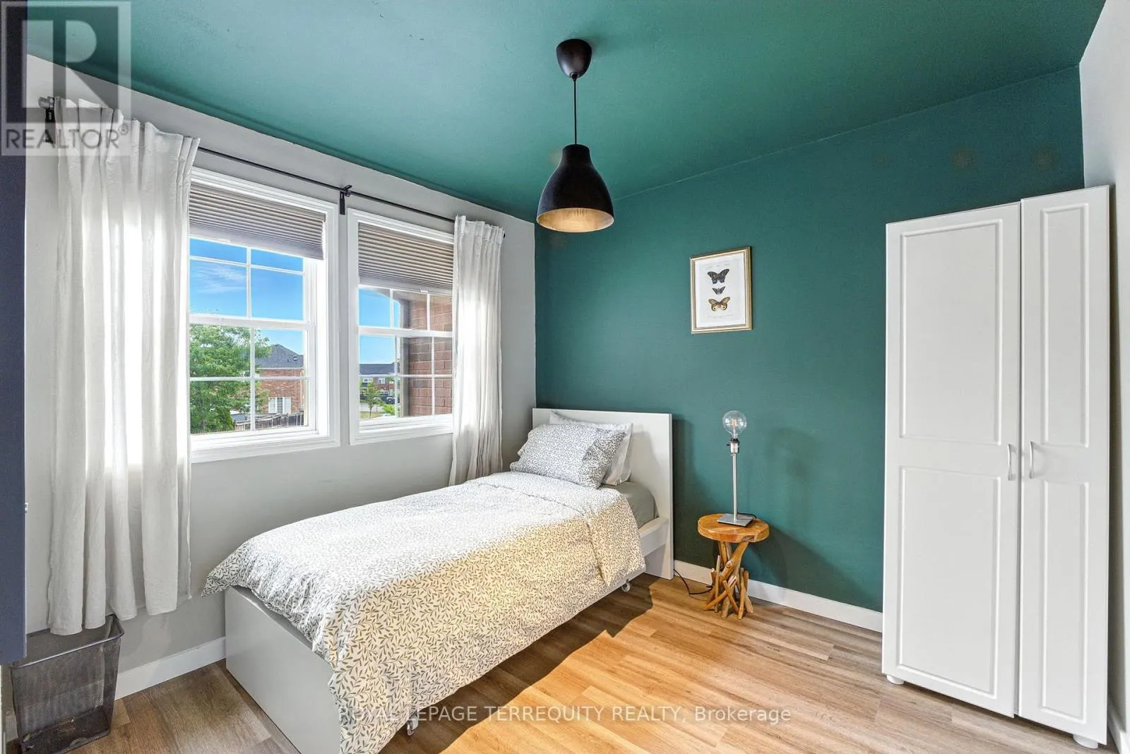 1117 RIDDELL CRESCENT