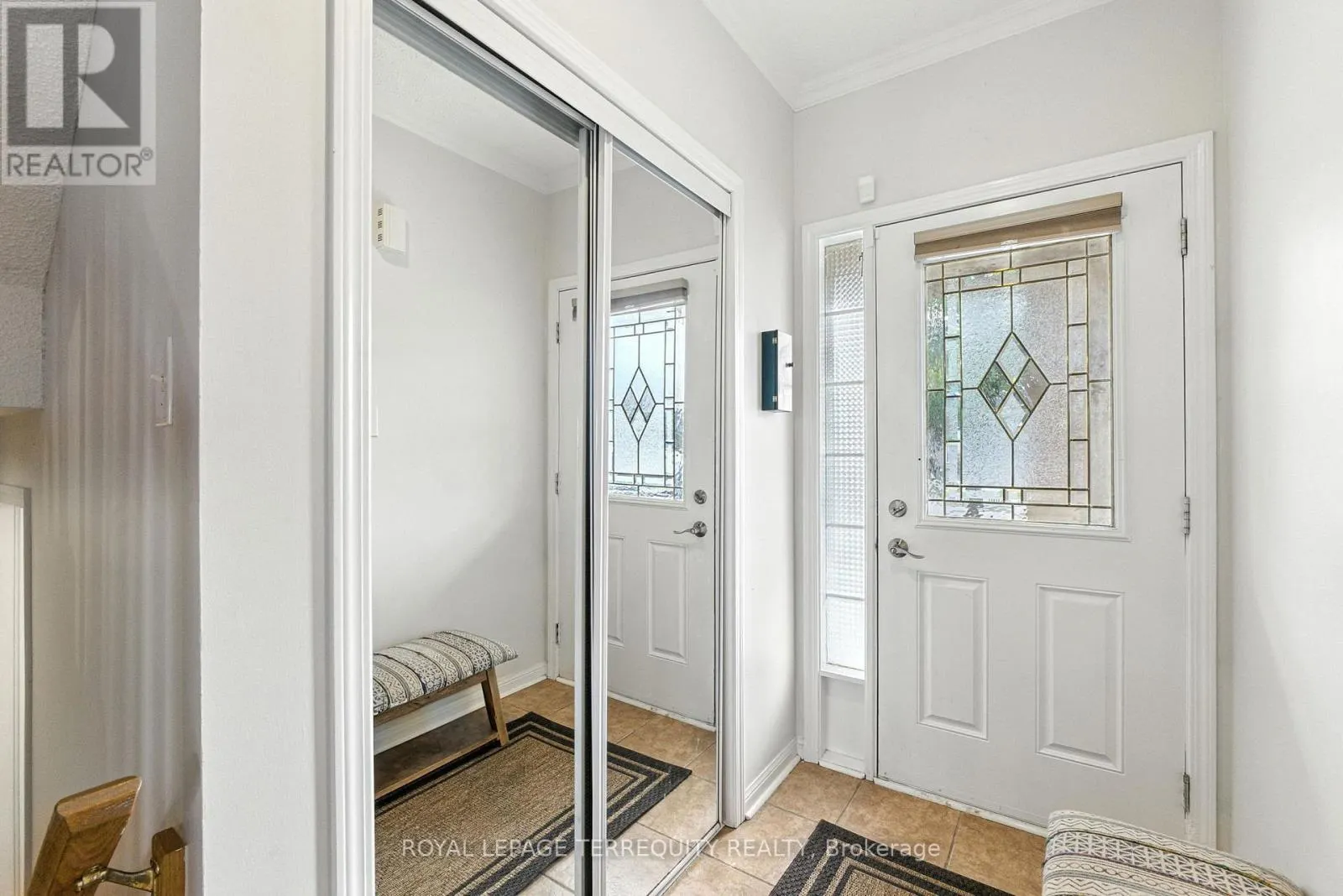 1117 RIDDELL CRESCENT