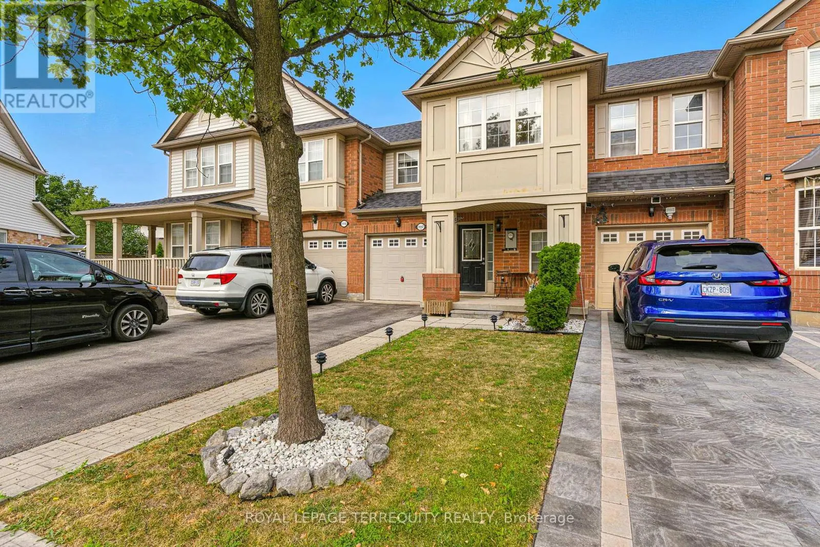 1117 RIDDELL CRESCENT