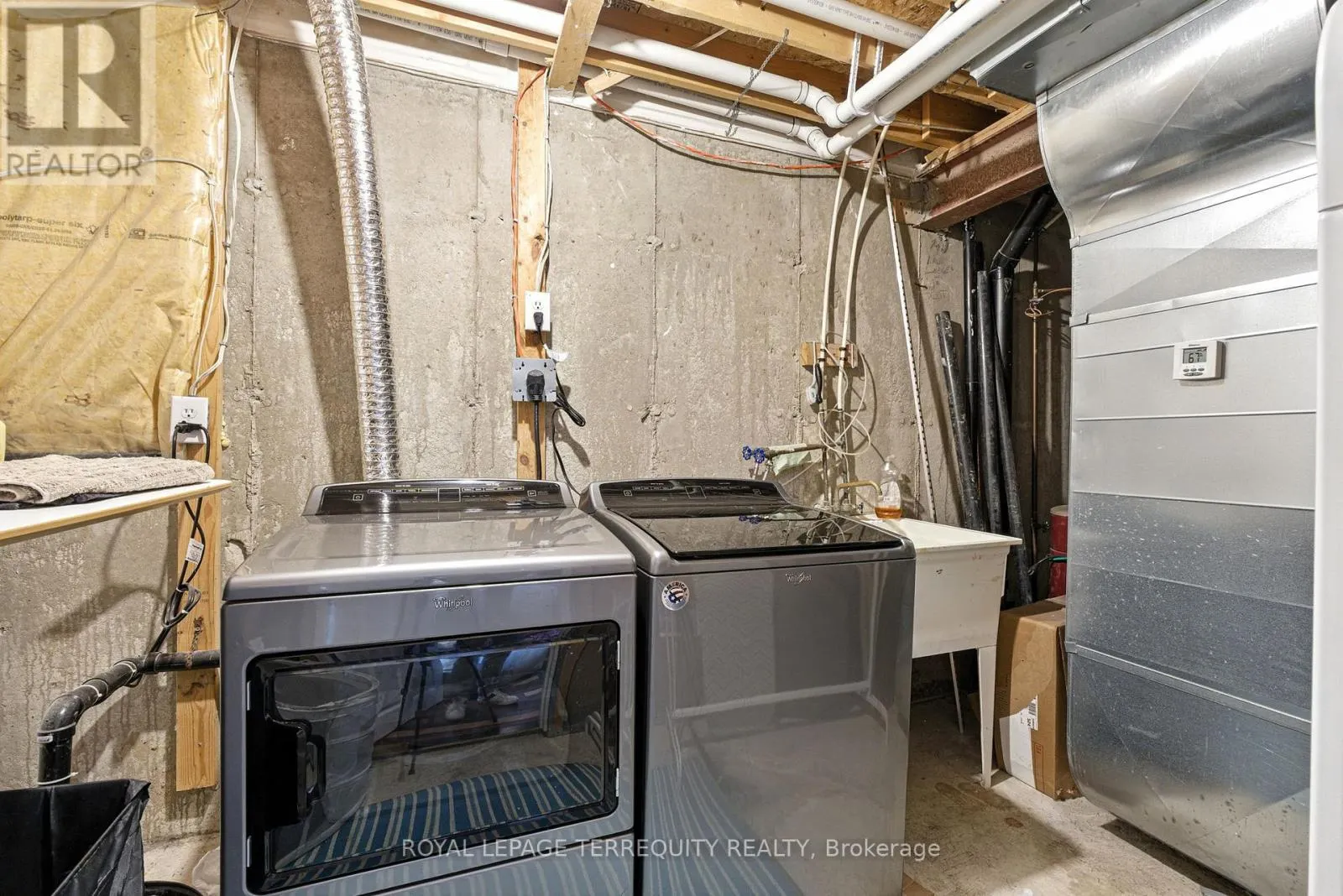 1117 RIDDELL CRESCENT