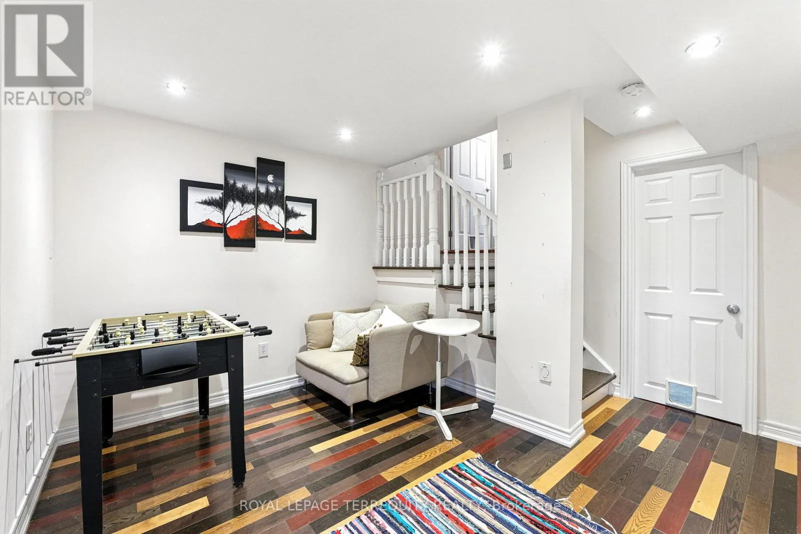 1117 RIDDELL CRESCENT