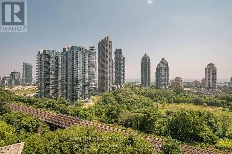 1401 - 155 LEGION ROAD N