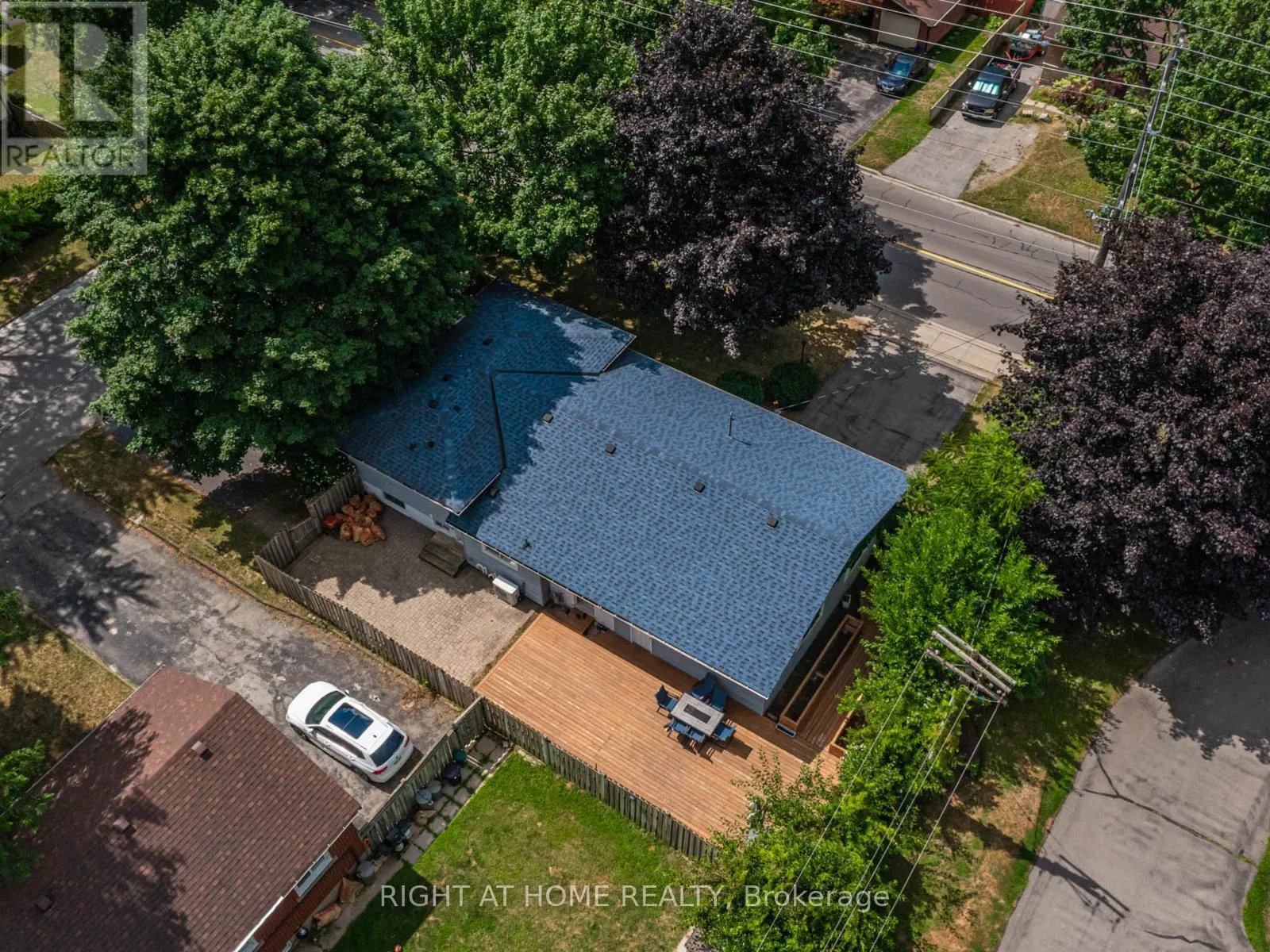 883 FRANCIS ROAD