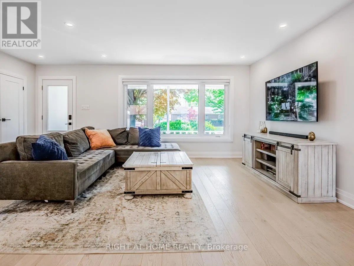 883 FRANCIS ROAD