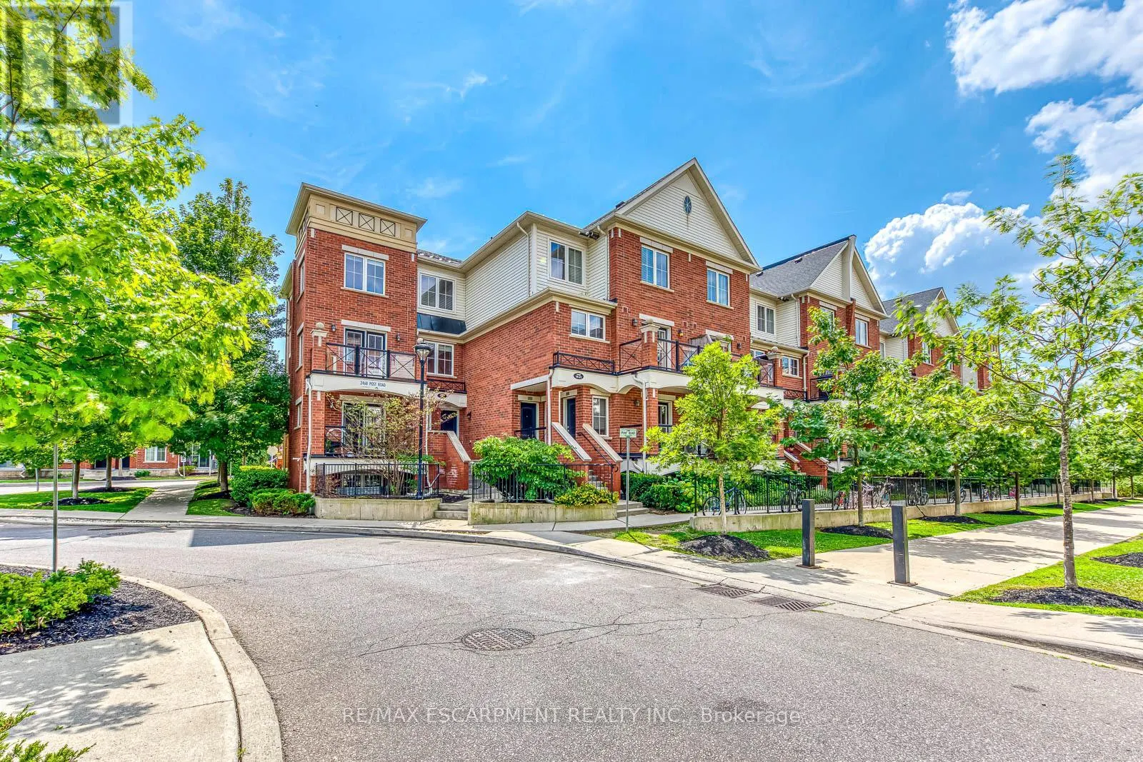 22 - 2468 POST ROAD