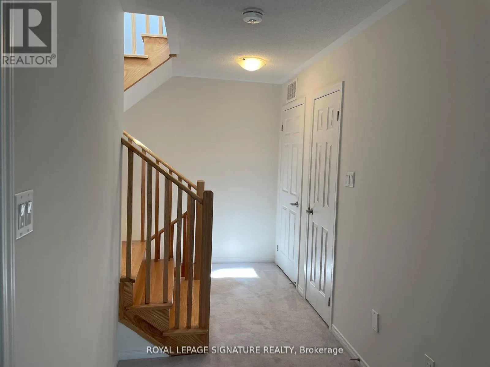 11 - 20 WOODSTREAM DRIVE