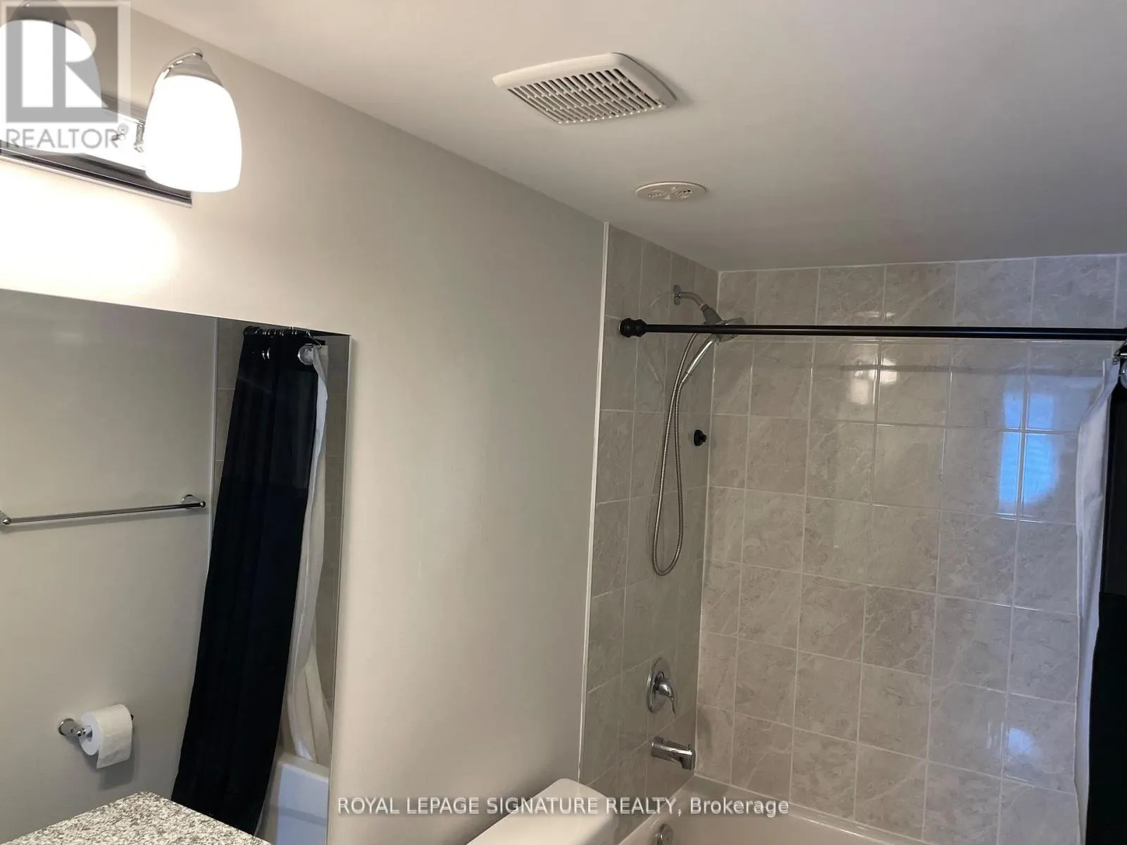 11 - 20 WOODSTREAM DRIVE