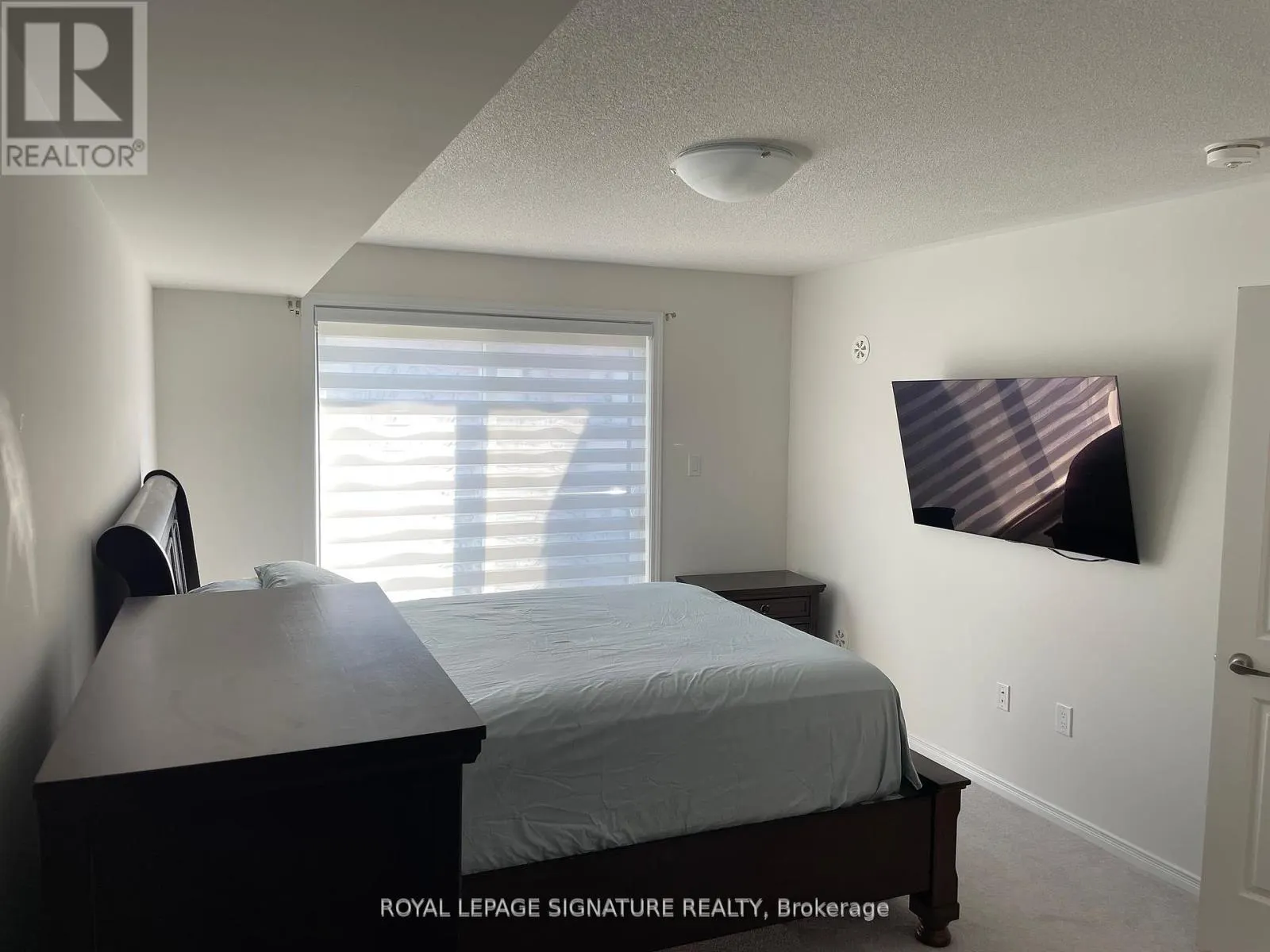 11 - 20 WOODSTREAM DRIVE