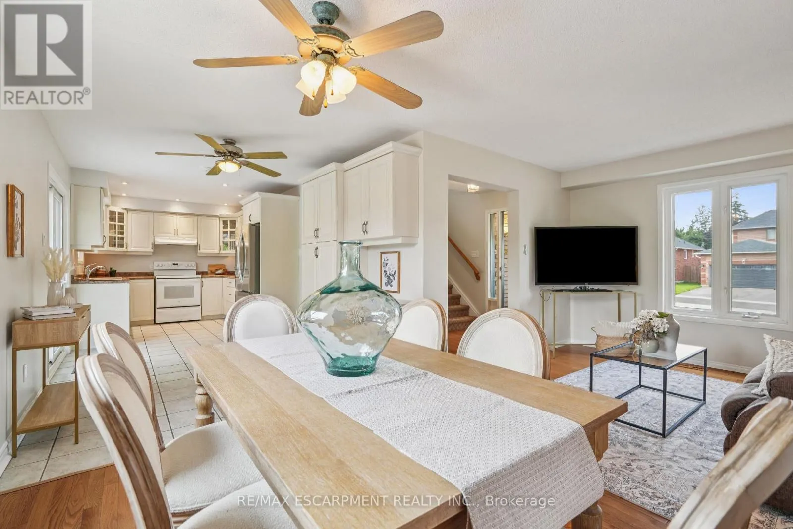 1 BIRCHWAY PLACE
