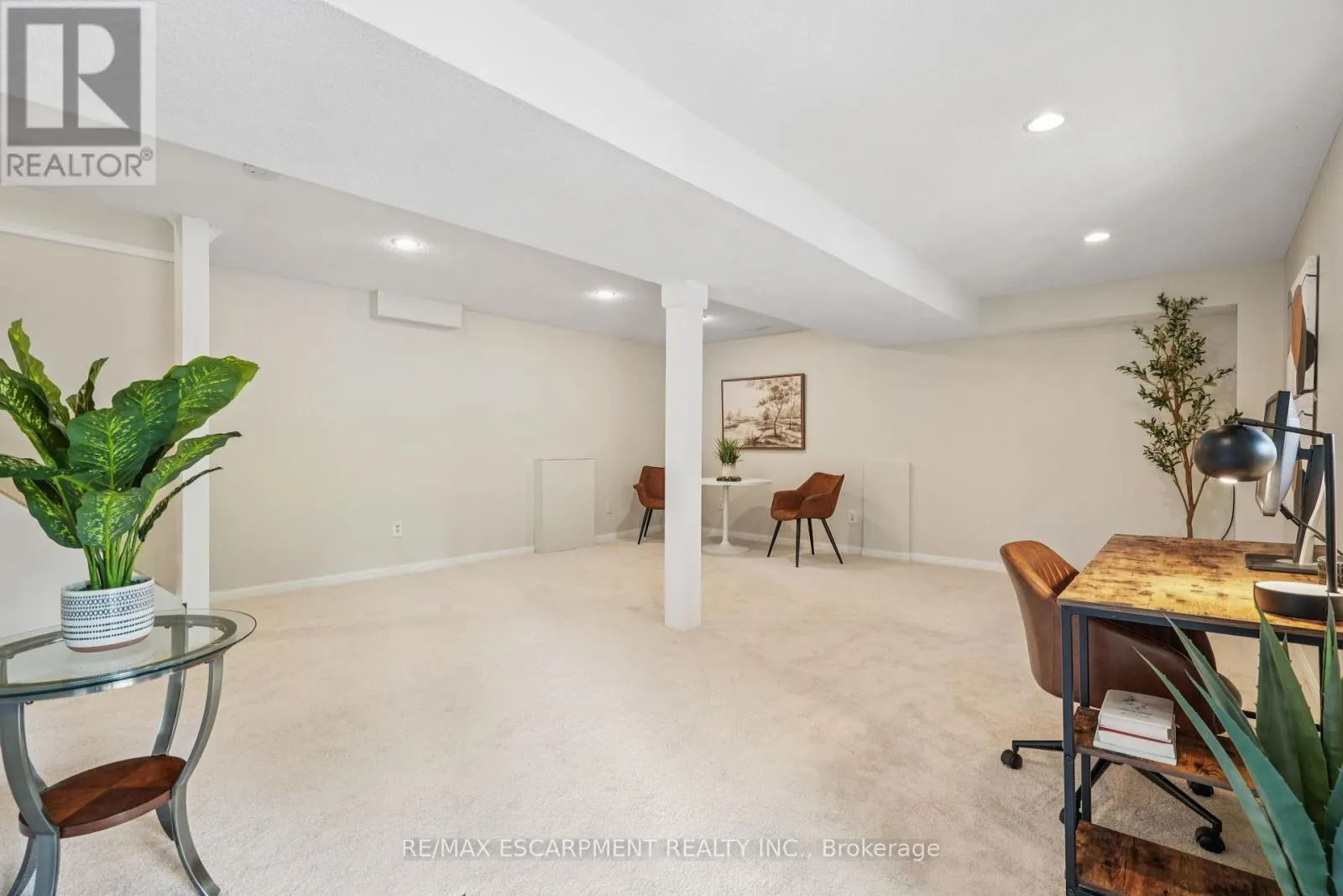 1 BIRCHWAY PLACE