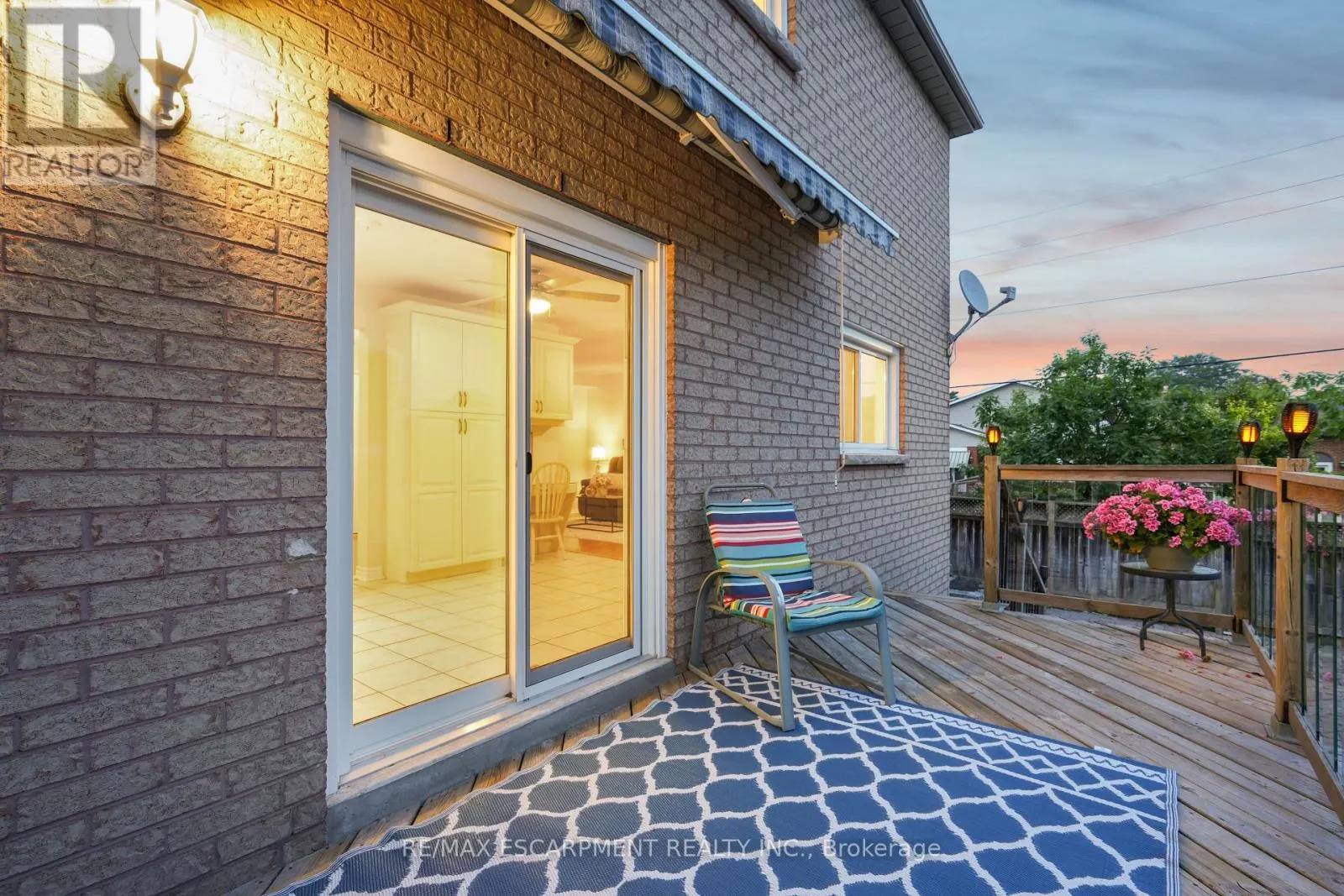 1 BIRCHWAY PLACE