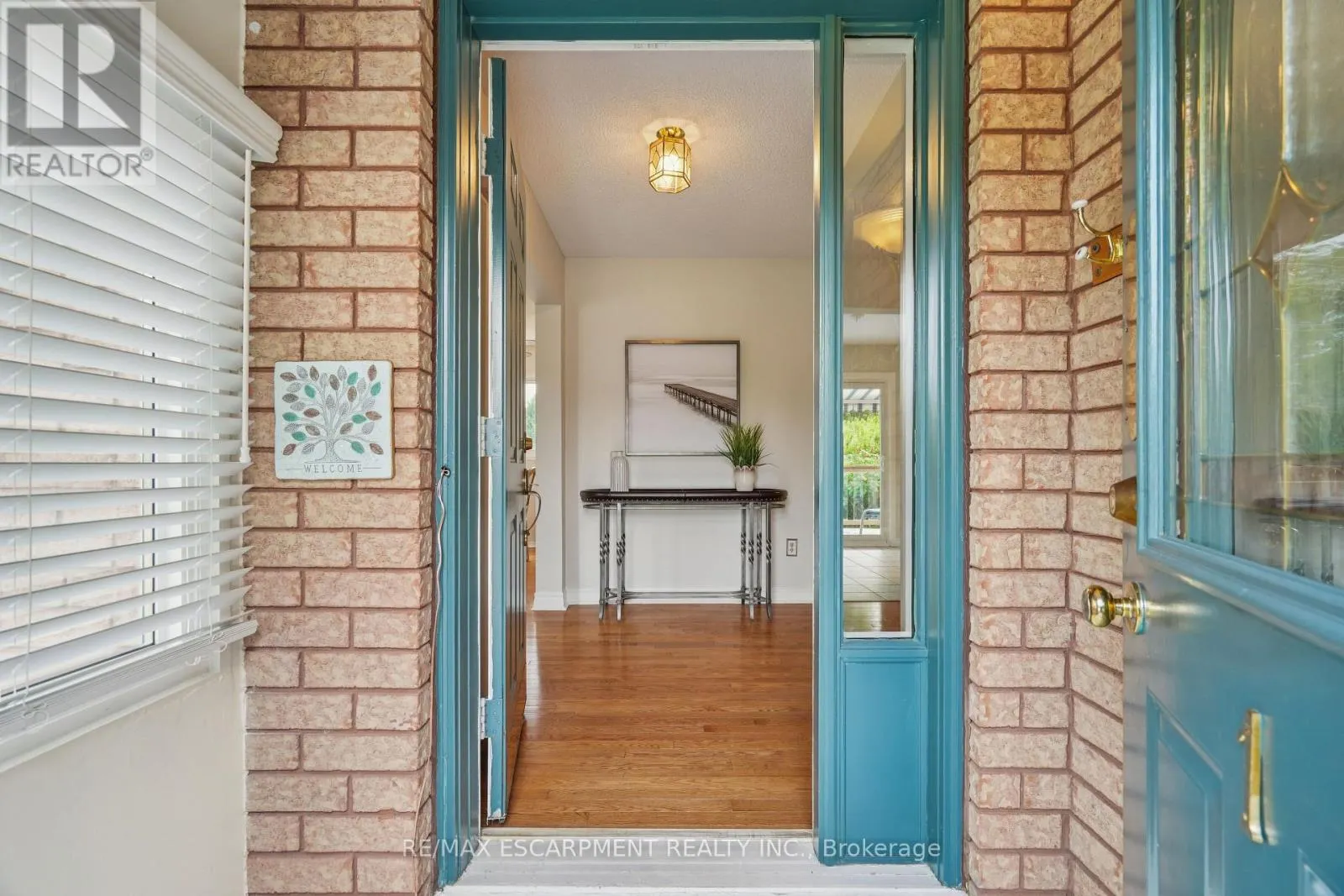 1 BIRCHWAY PLACE