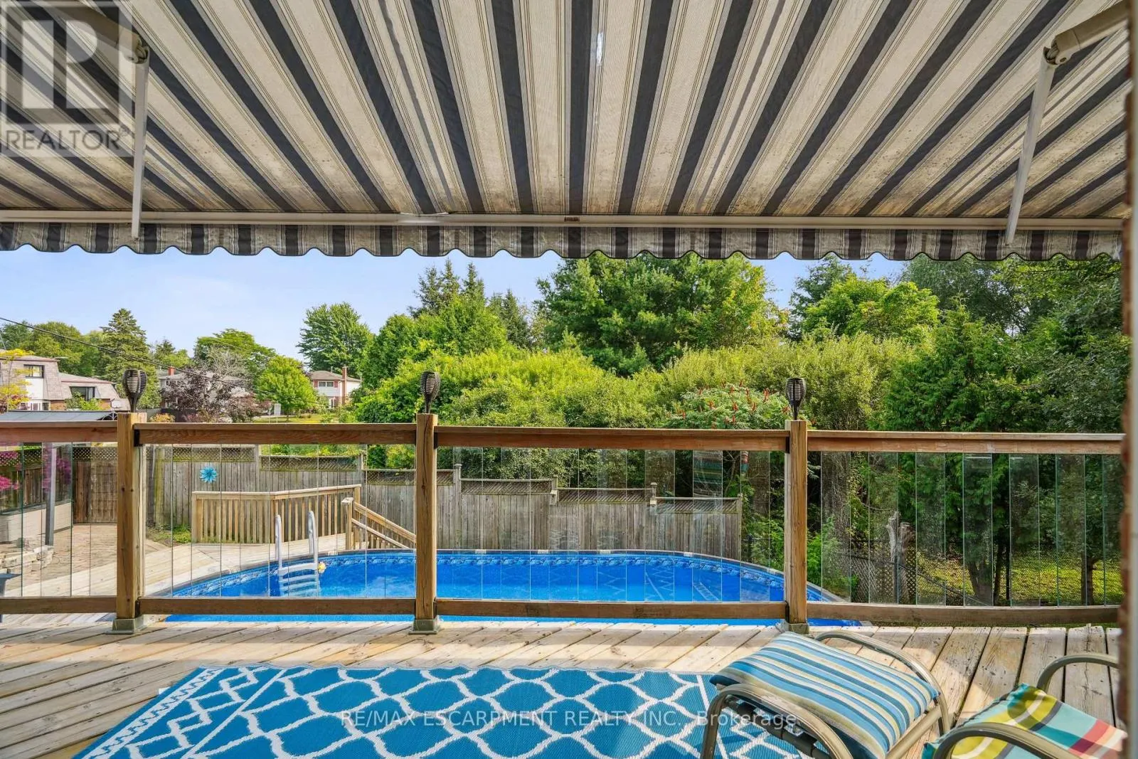 1 BIRCHWAY PLACE