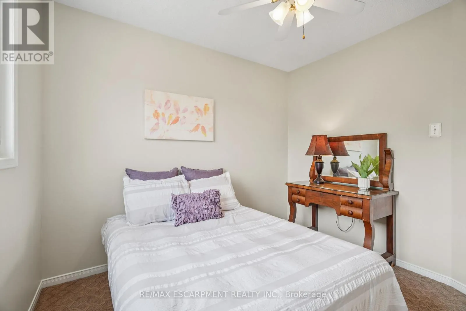 1 BIRCHWAY PLACE