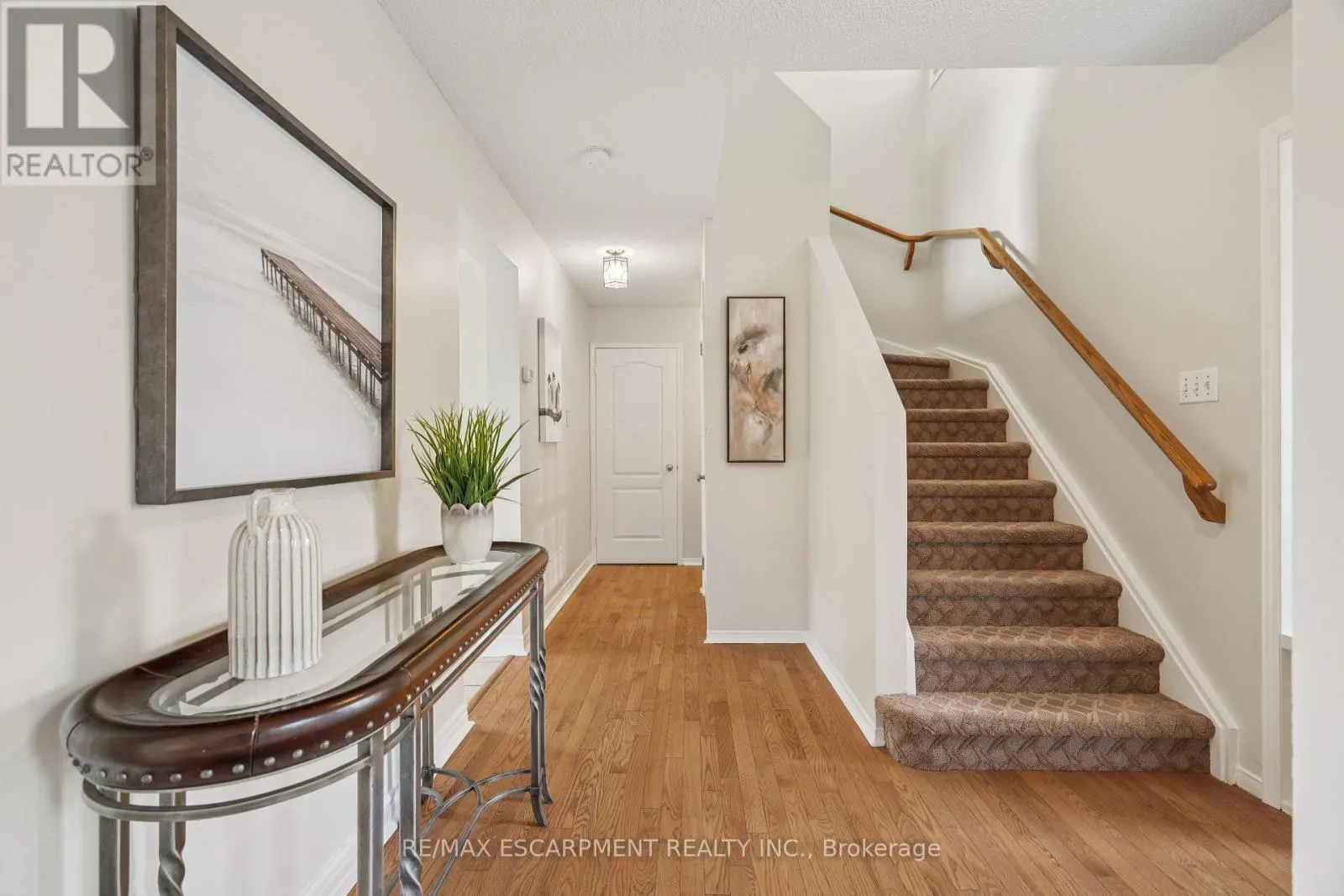 1 BIRCHWAY PLACE