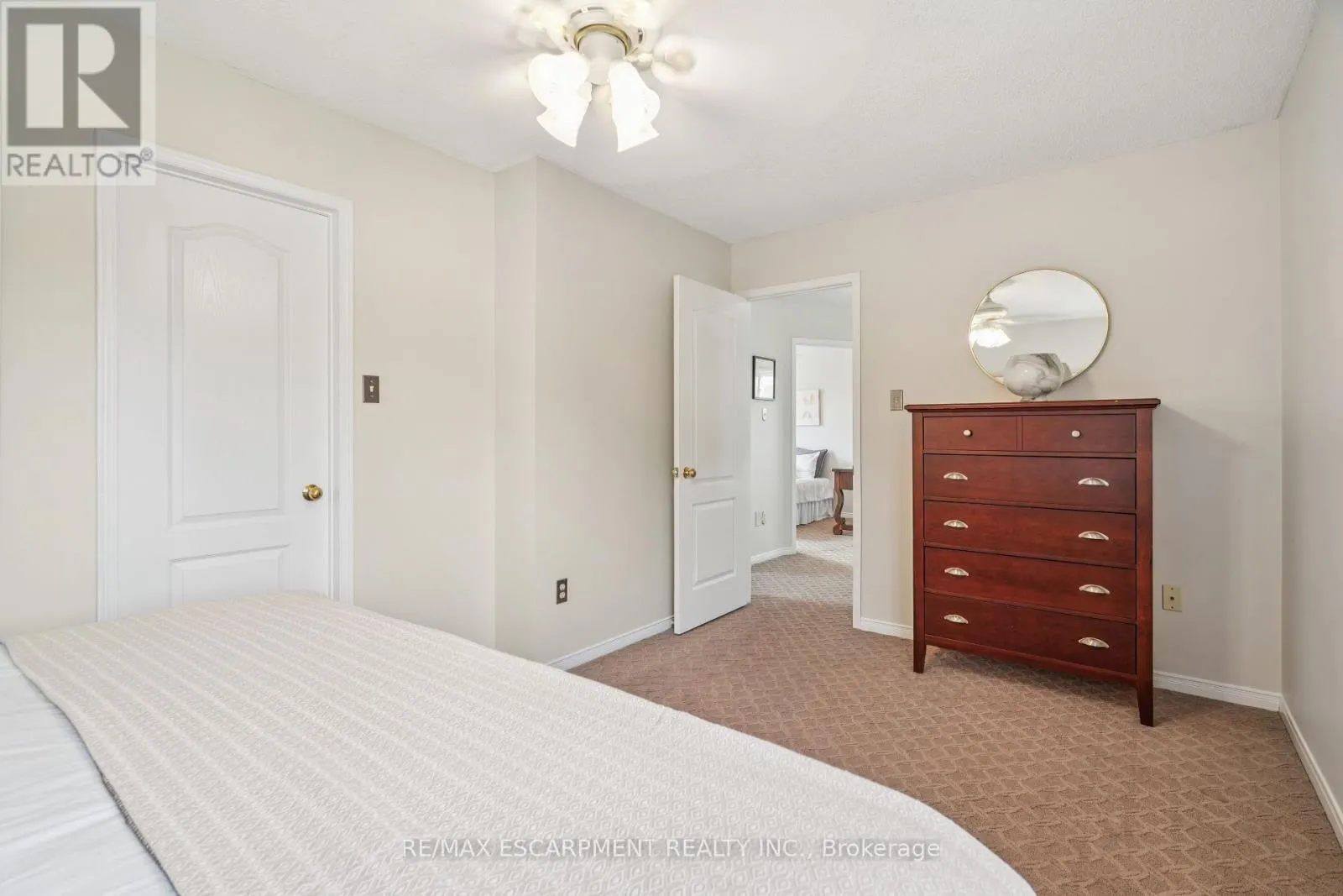 1 BIRCHWAY PLACE