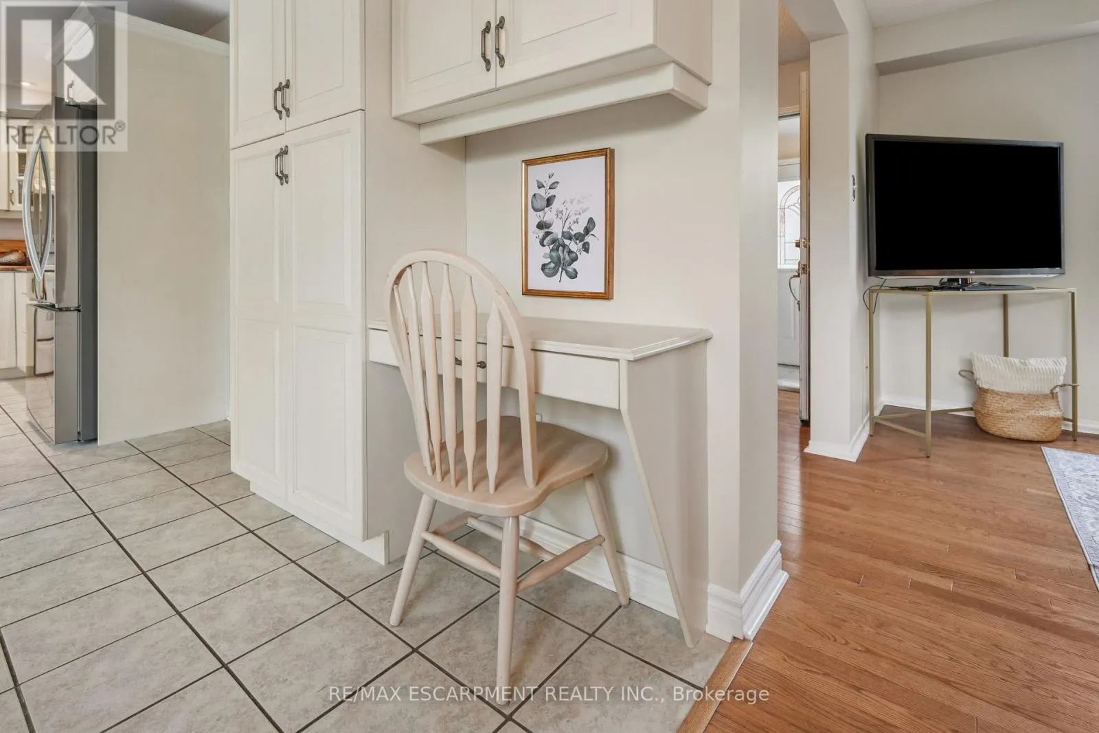 1 BIRCHWAY PLACE